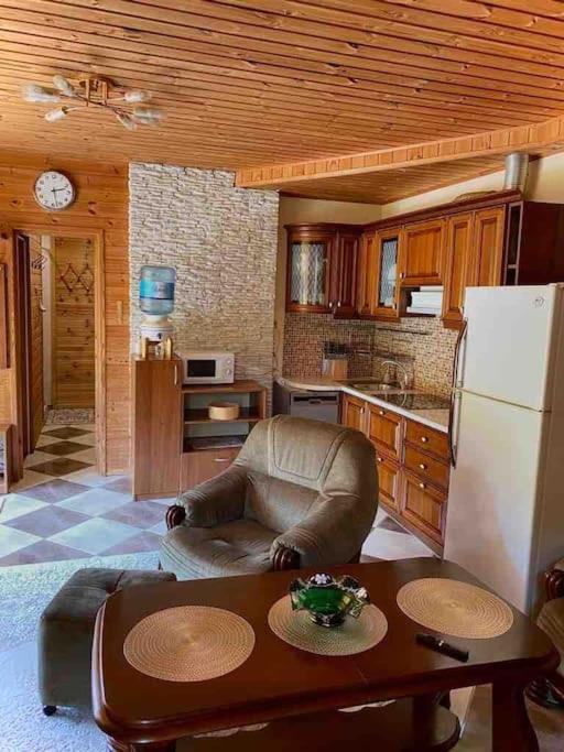 Two-Bedroom House - Photo 33