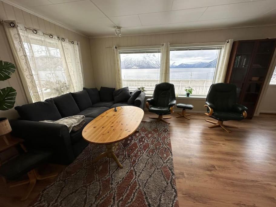 Three-Bedroom House photo 1