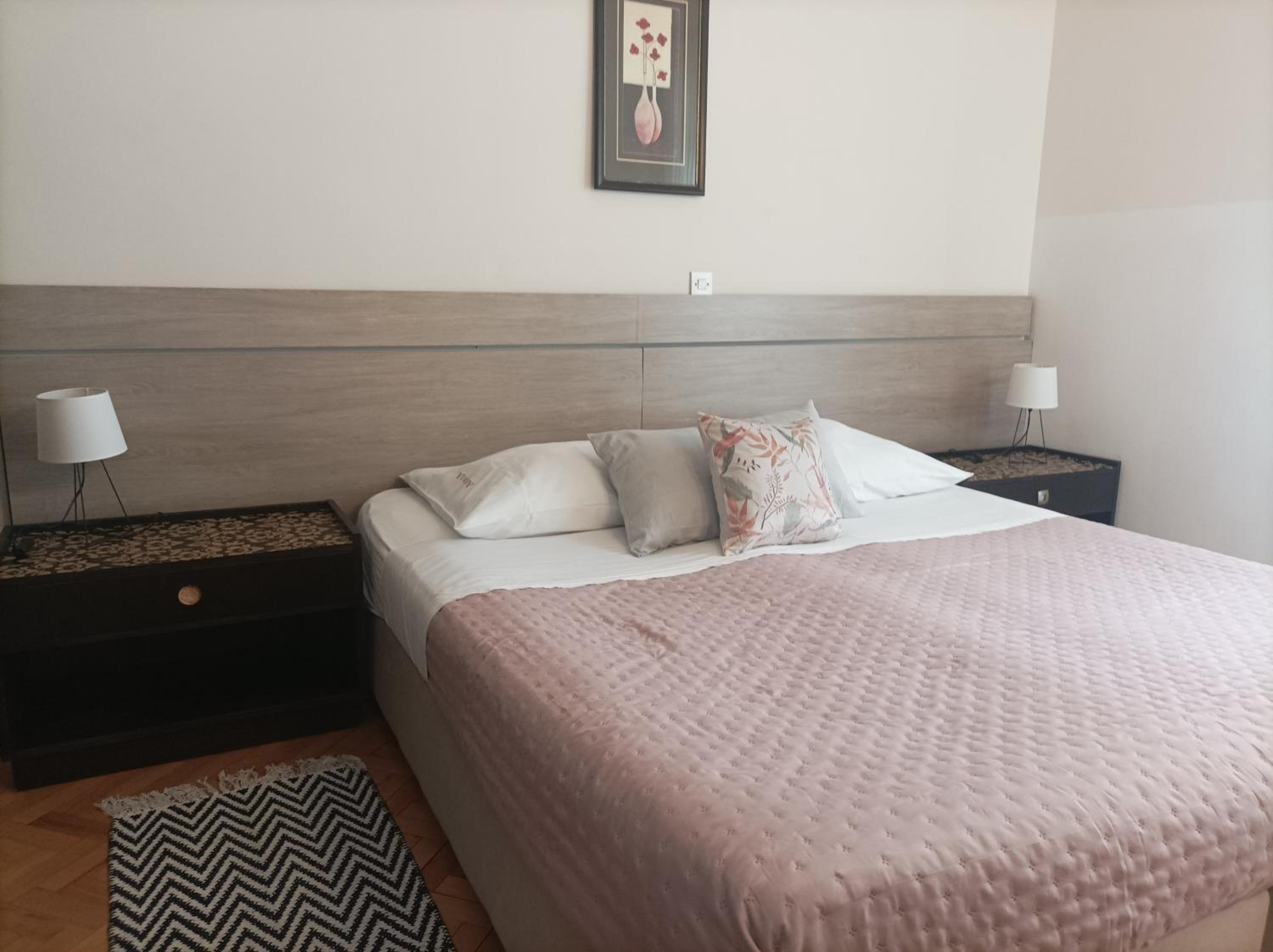 Double or Twin Room - Photo 9