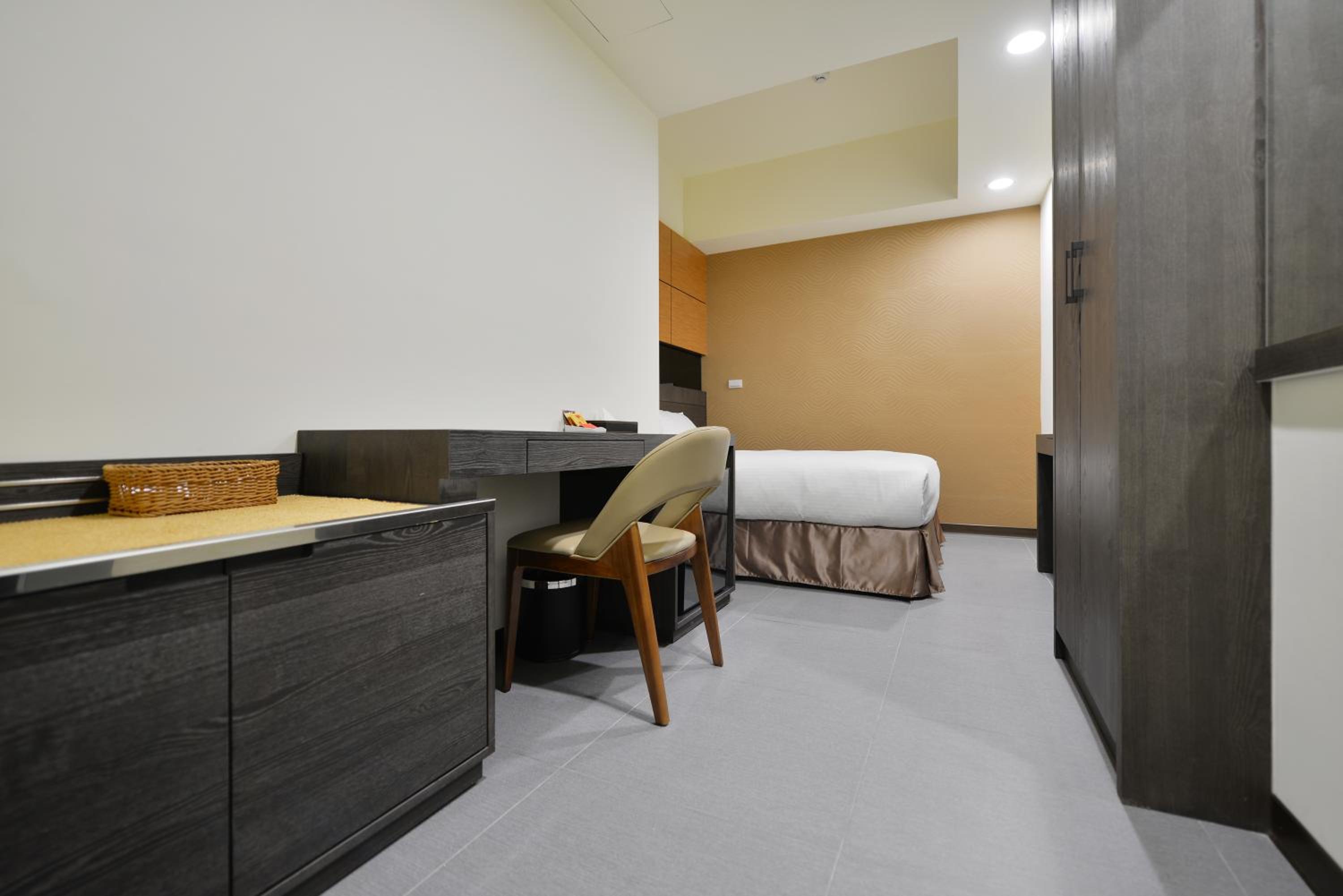 Standard Double Room photo 3