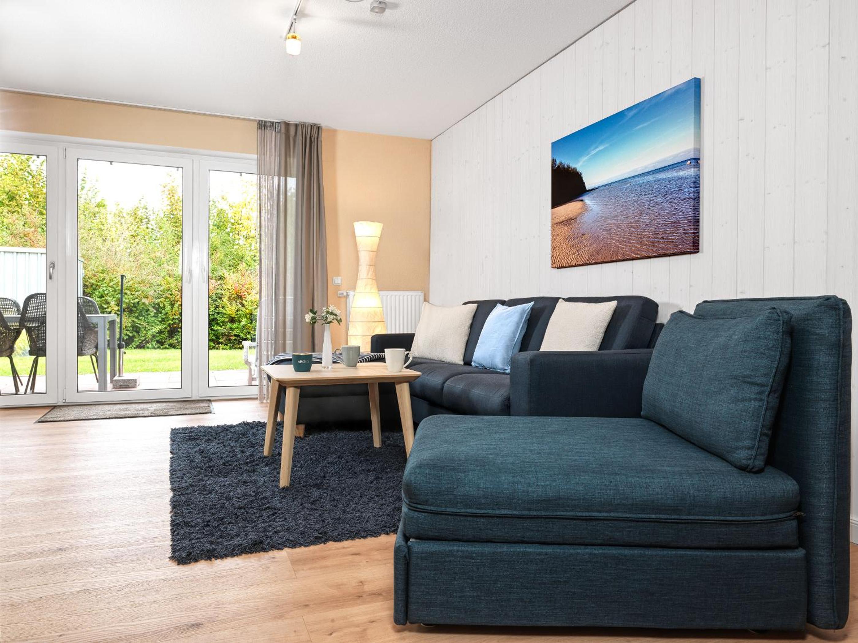 Apartment with Terrace photo 2