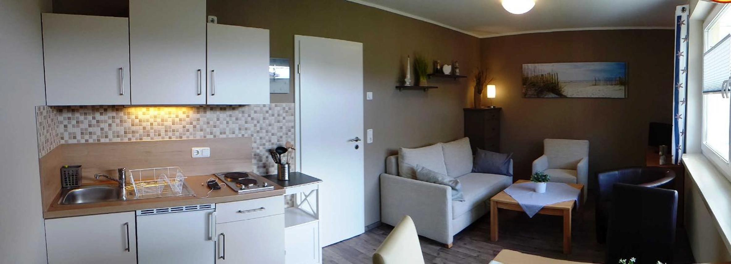 One-Bedroom Apartment with Shower photo 2