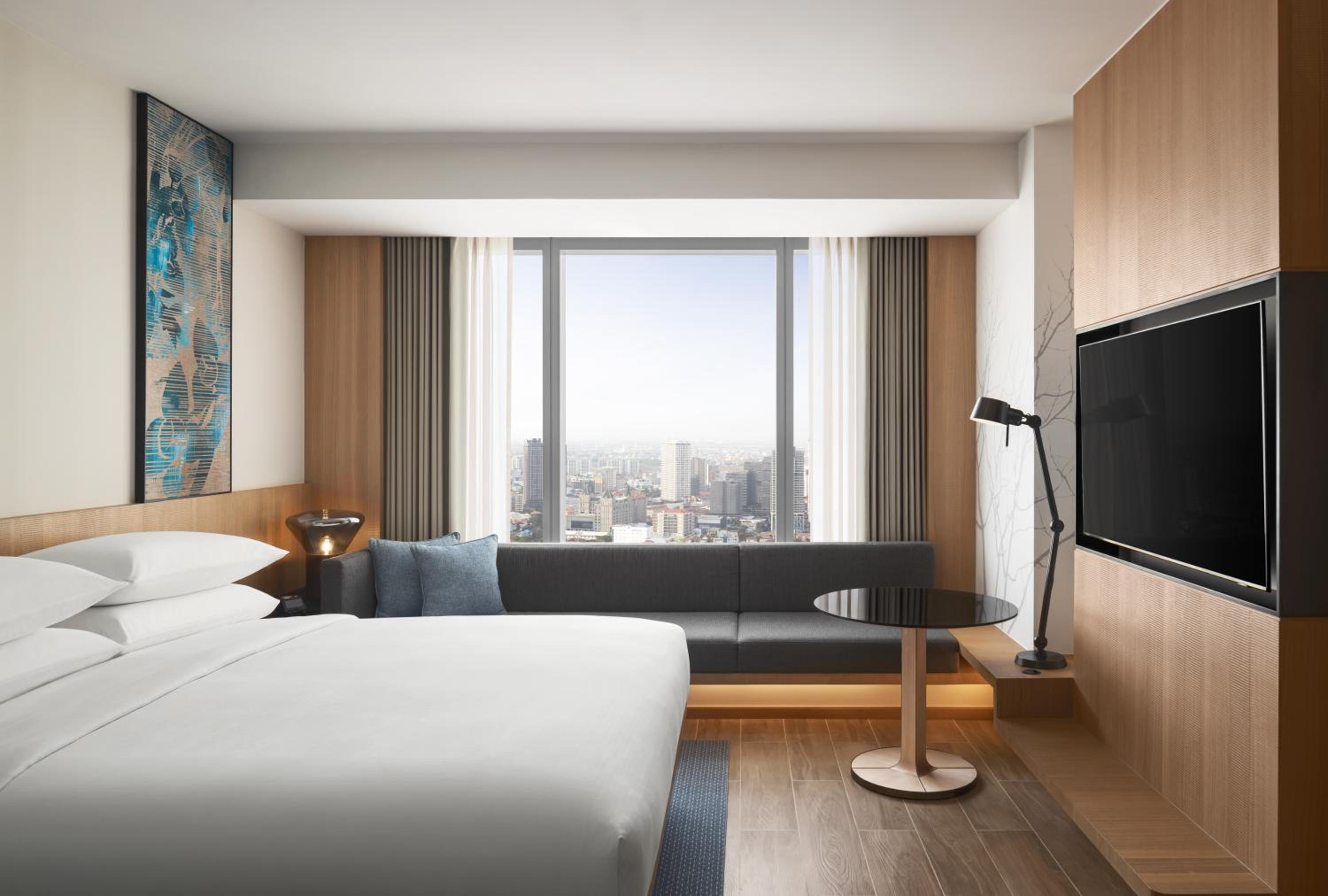Standard King Room - Photo 2