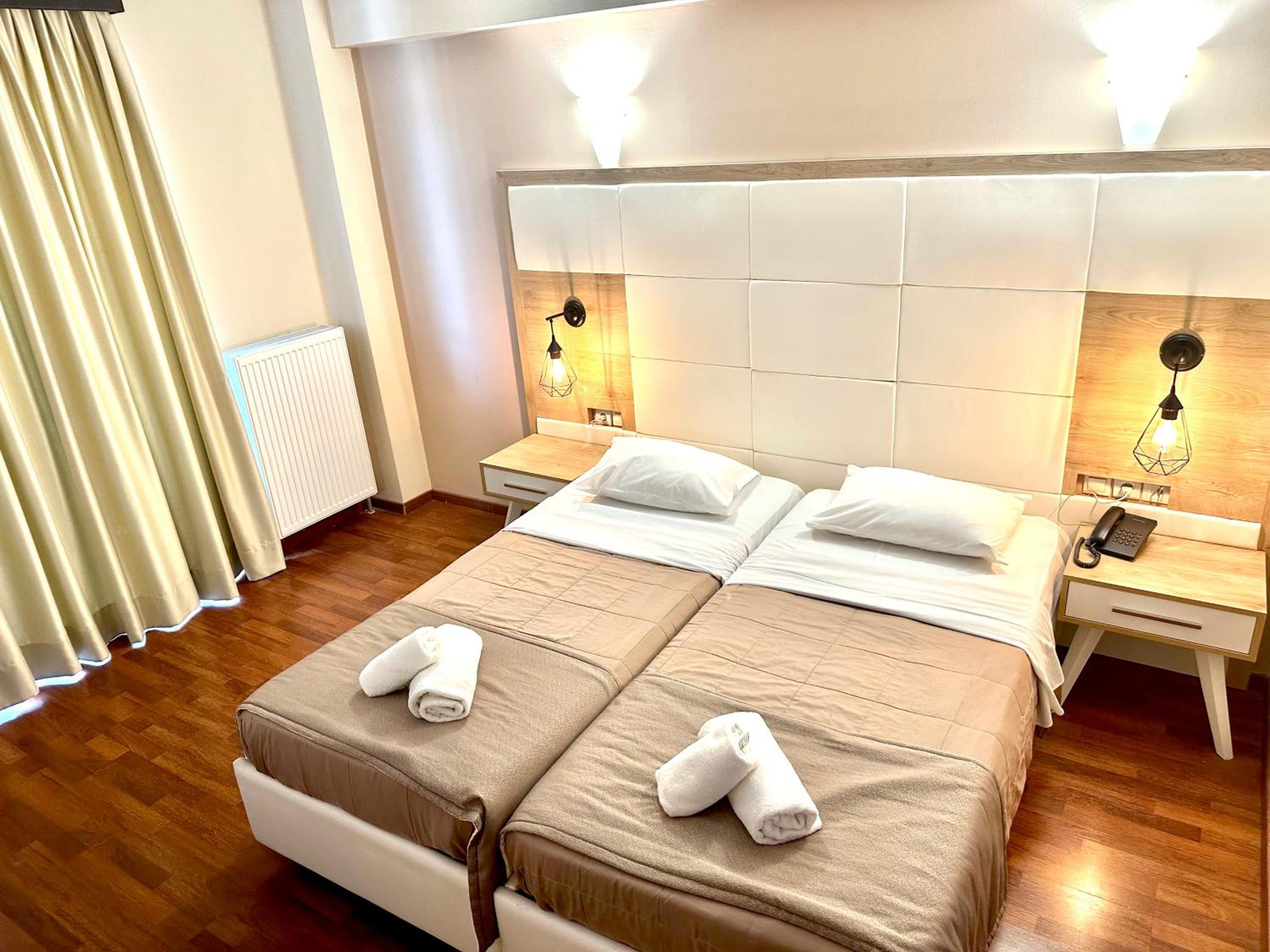 Deluxe Double or Twin Room with Pool View