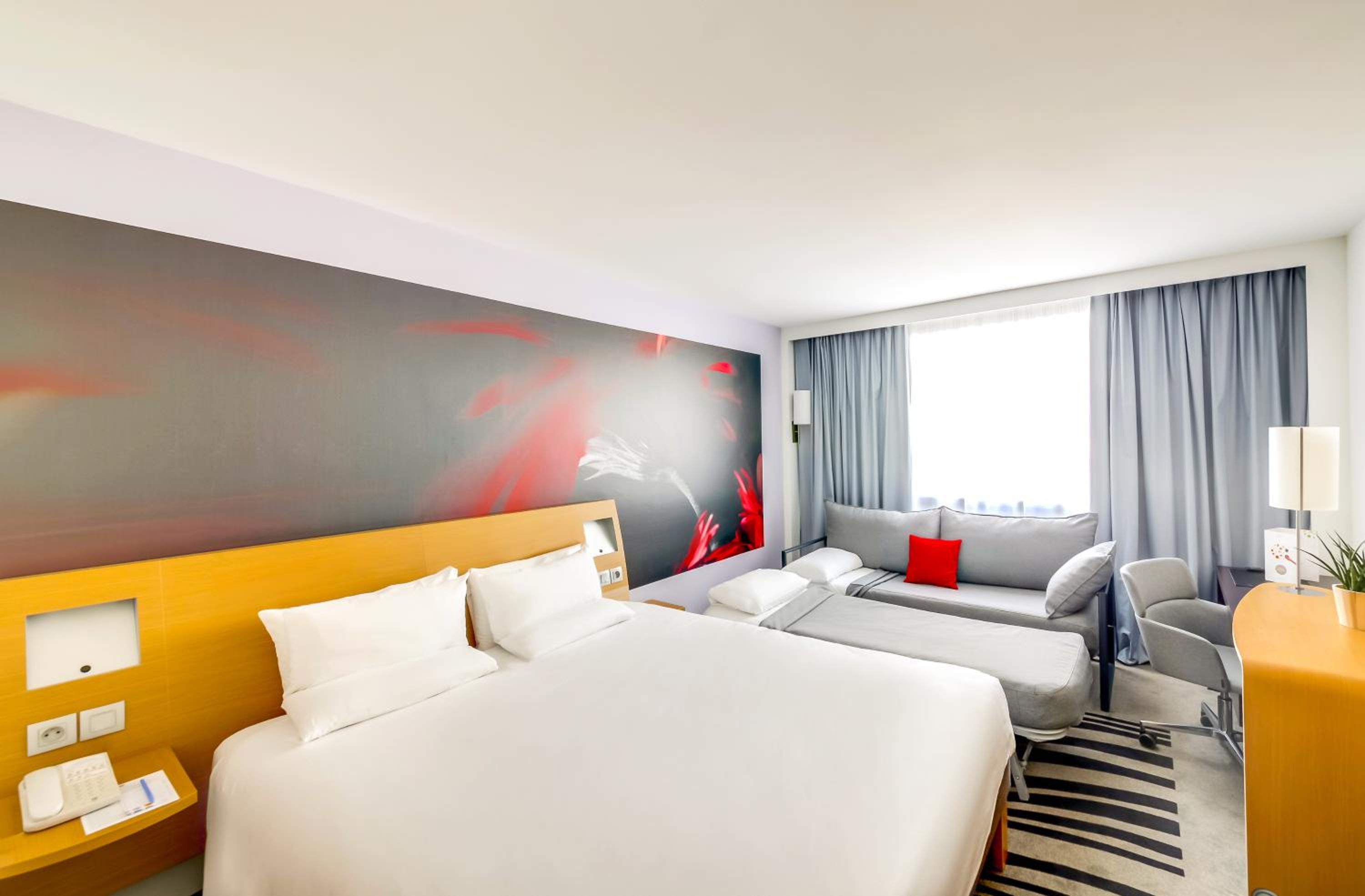 Double Room with 1 Double Bed and 1 Double Sofa Bed