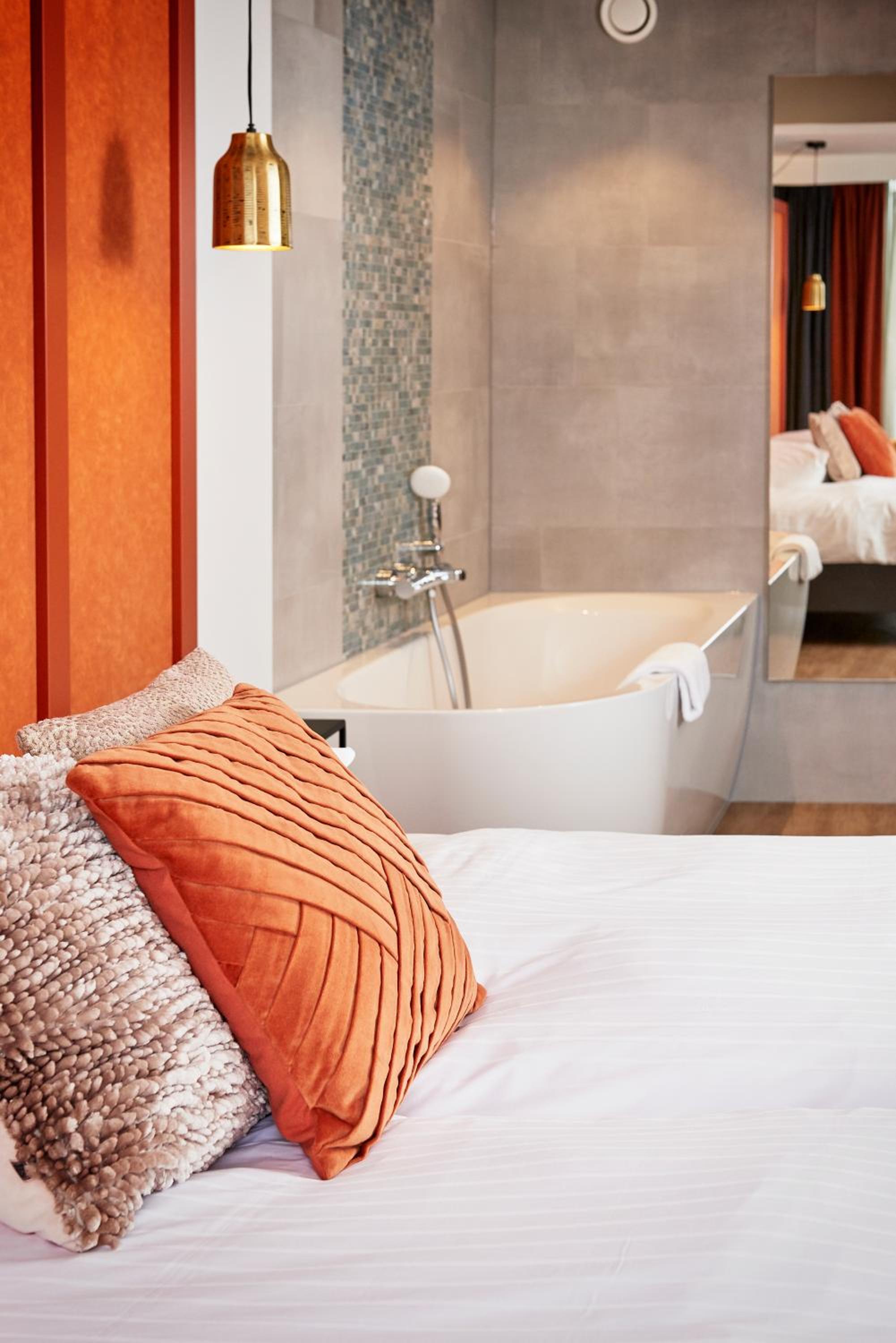 Suite with River View - Photo 1