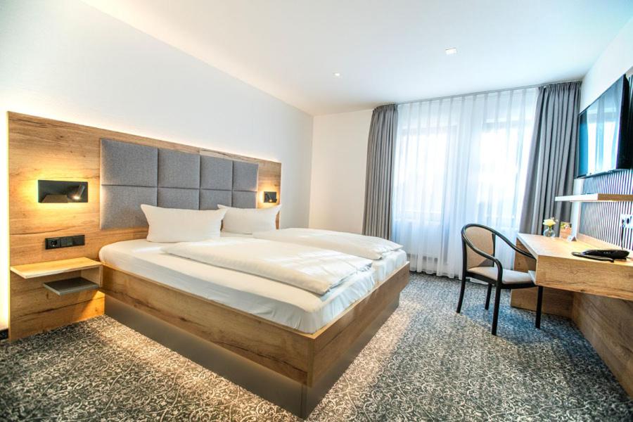 Standard Double Room - Photo 2