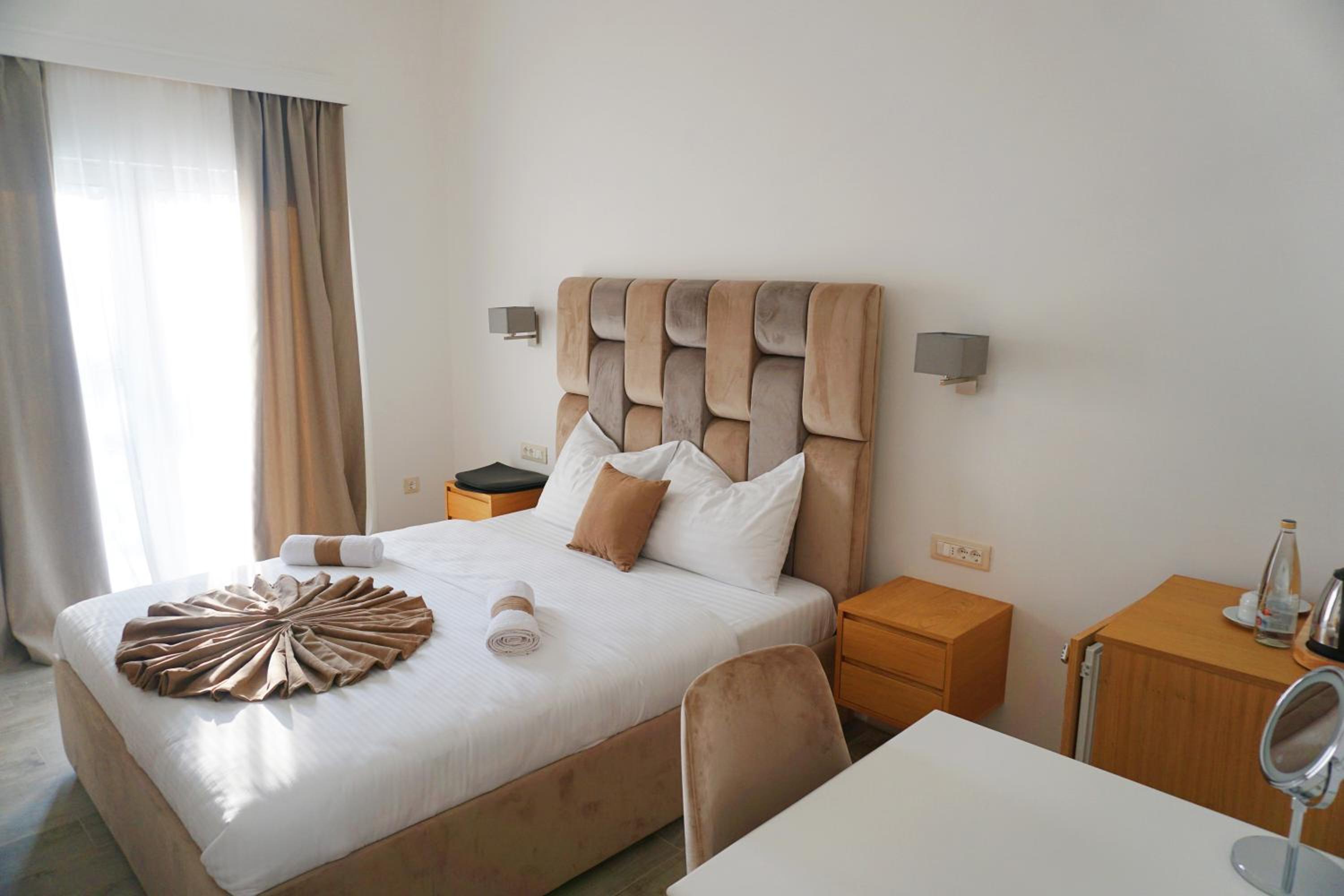 Deluxe Double Room with Sea View photo 3