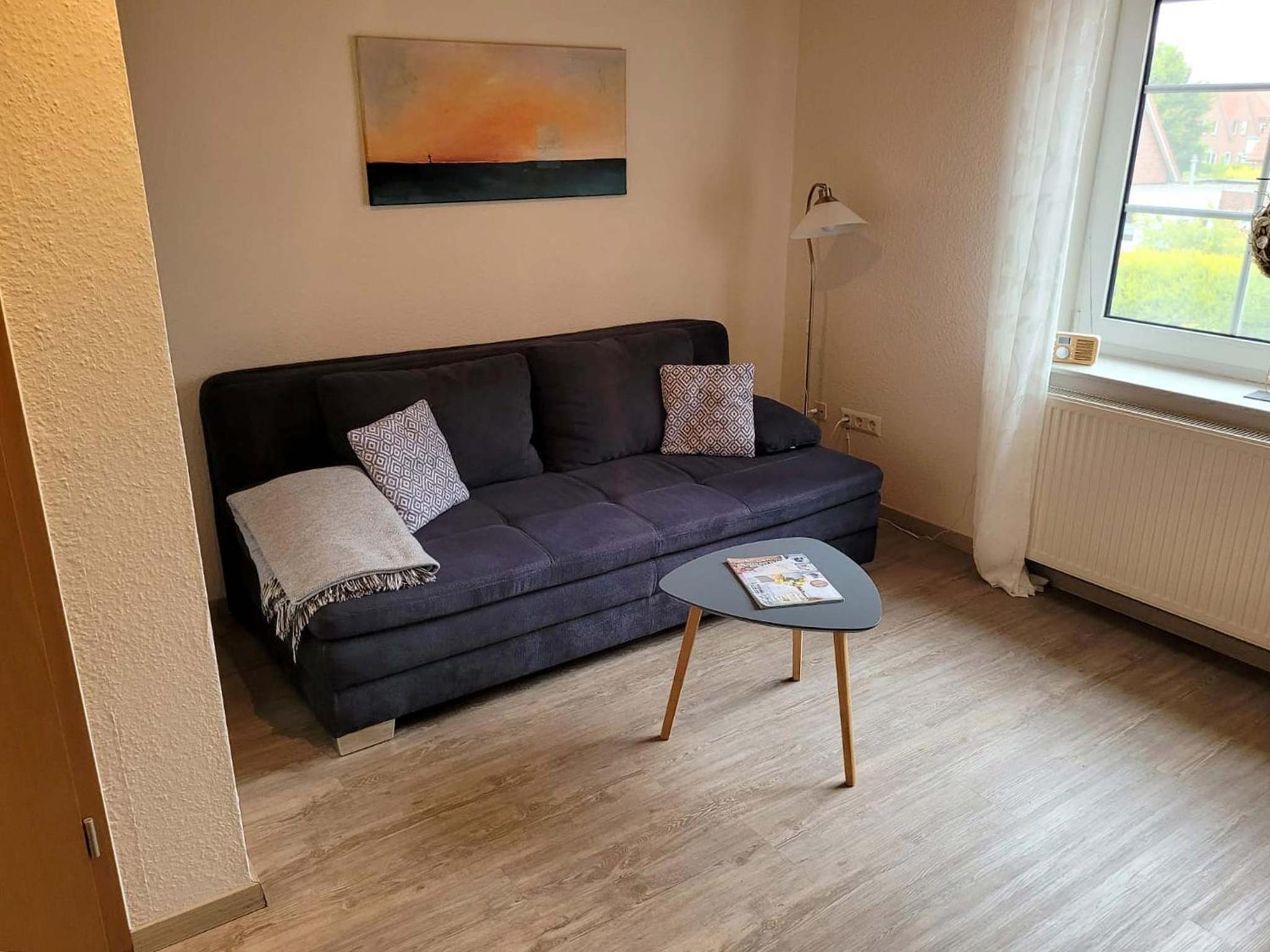 One-Bedroom Apartment photo 1