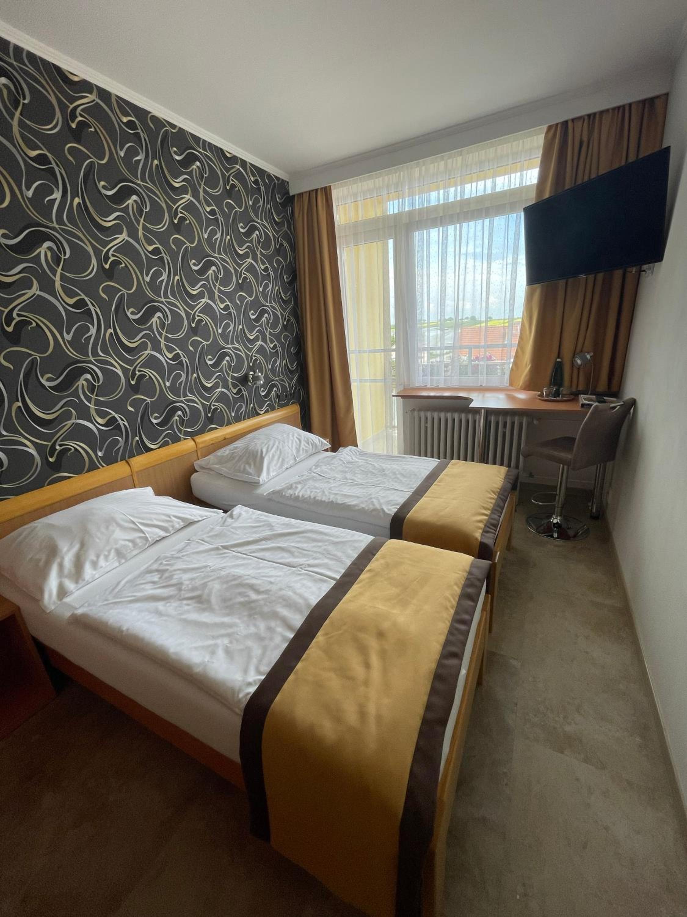 Double or Twin Room photo 2