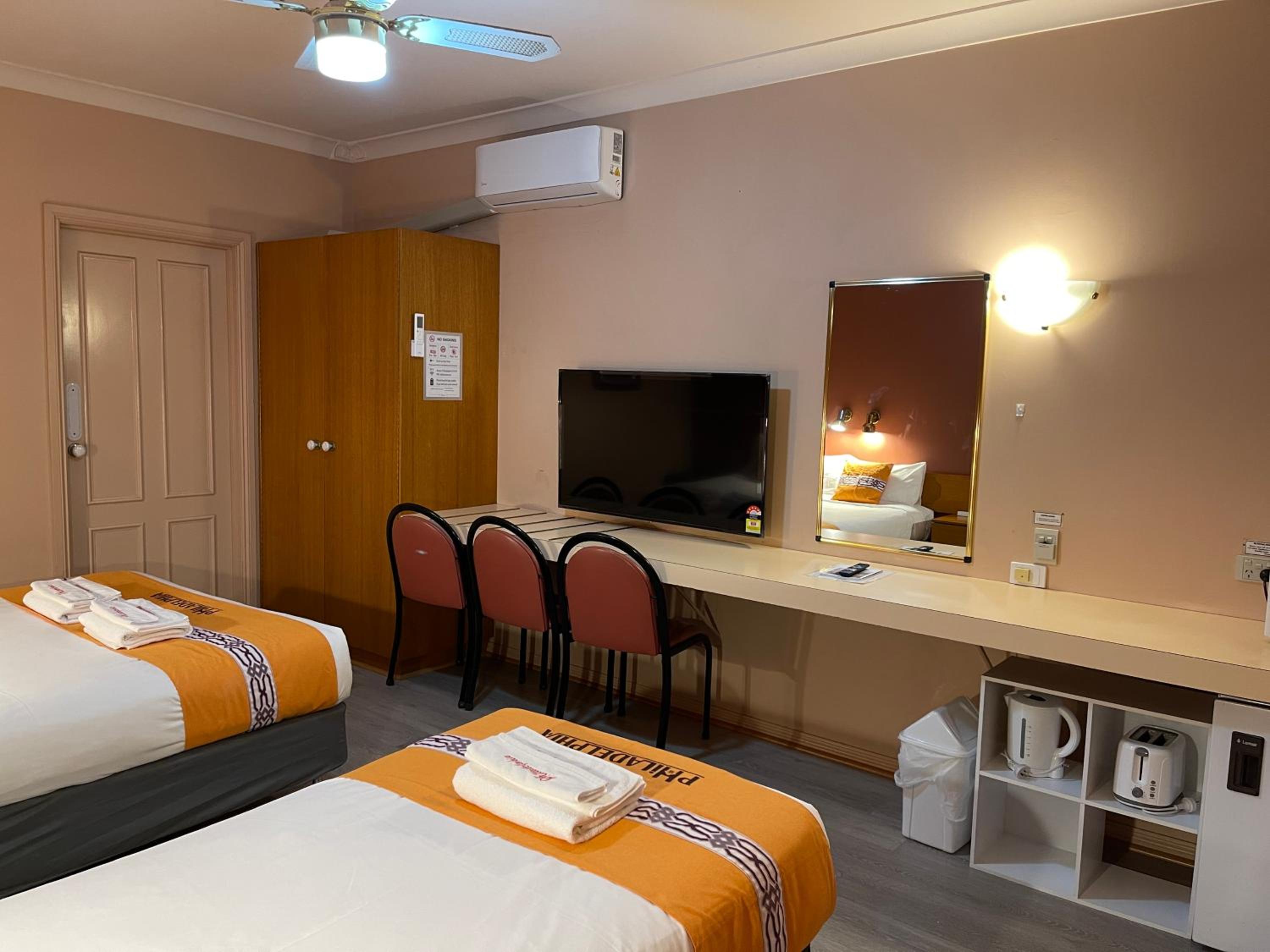 Twin Room - Pet Friendly