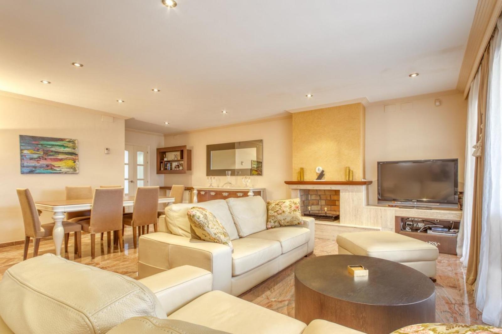 Casa de cuatro habitaciones