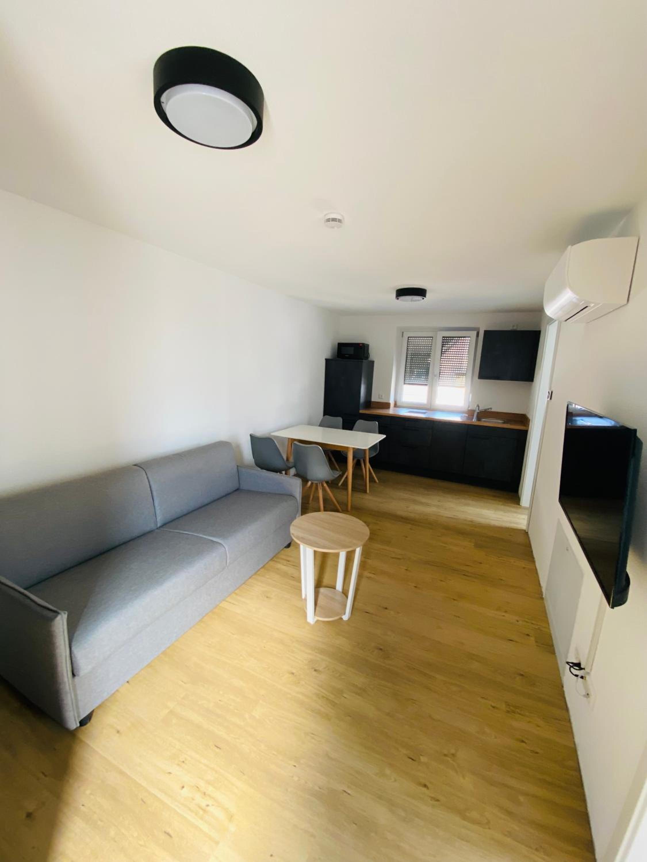 Apartment - Photo 13
