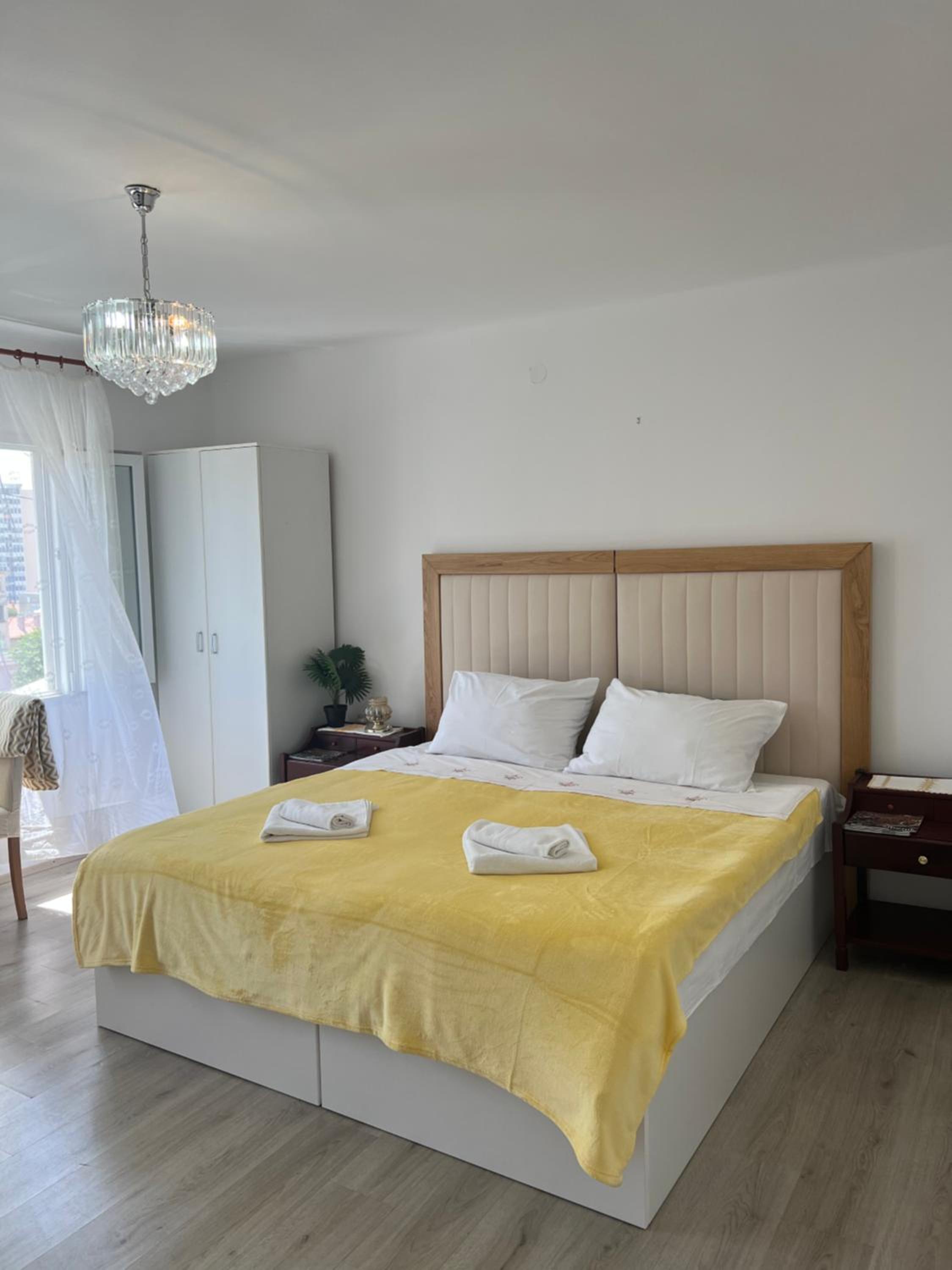 One-Bedroom Apartment - Photo 7