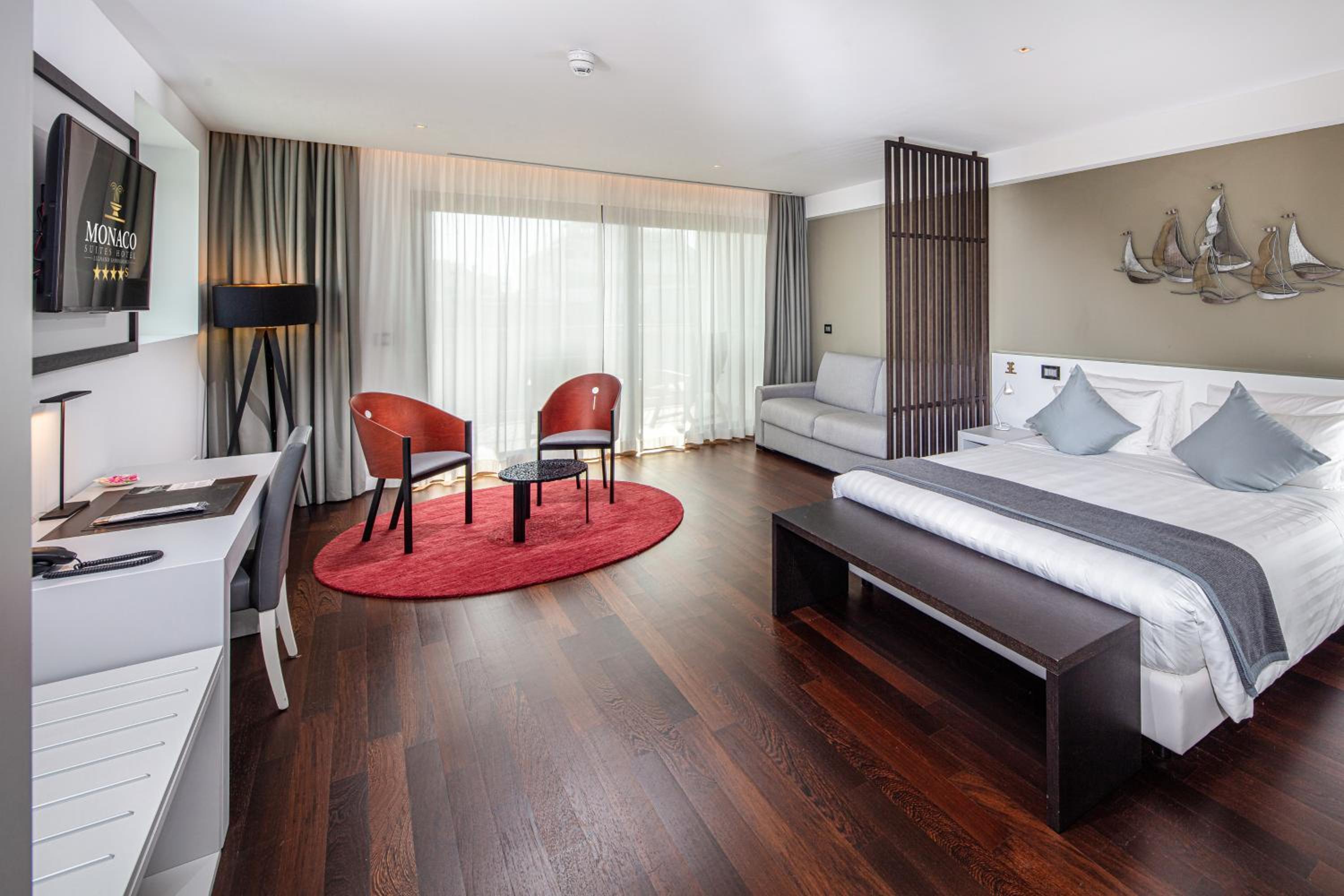 Suite with Terrace photo 1
