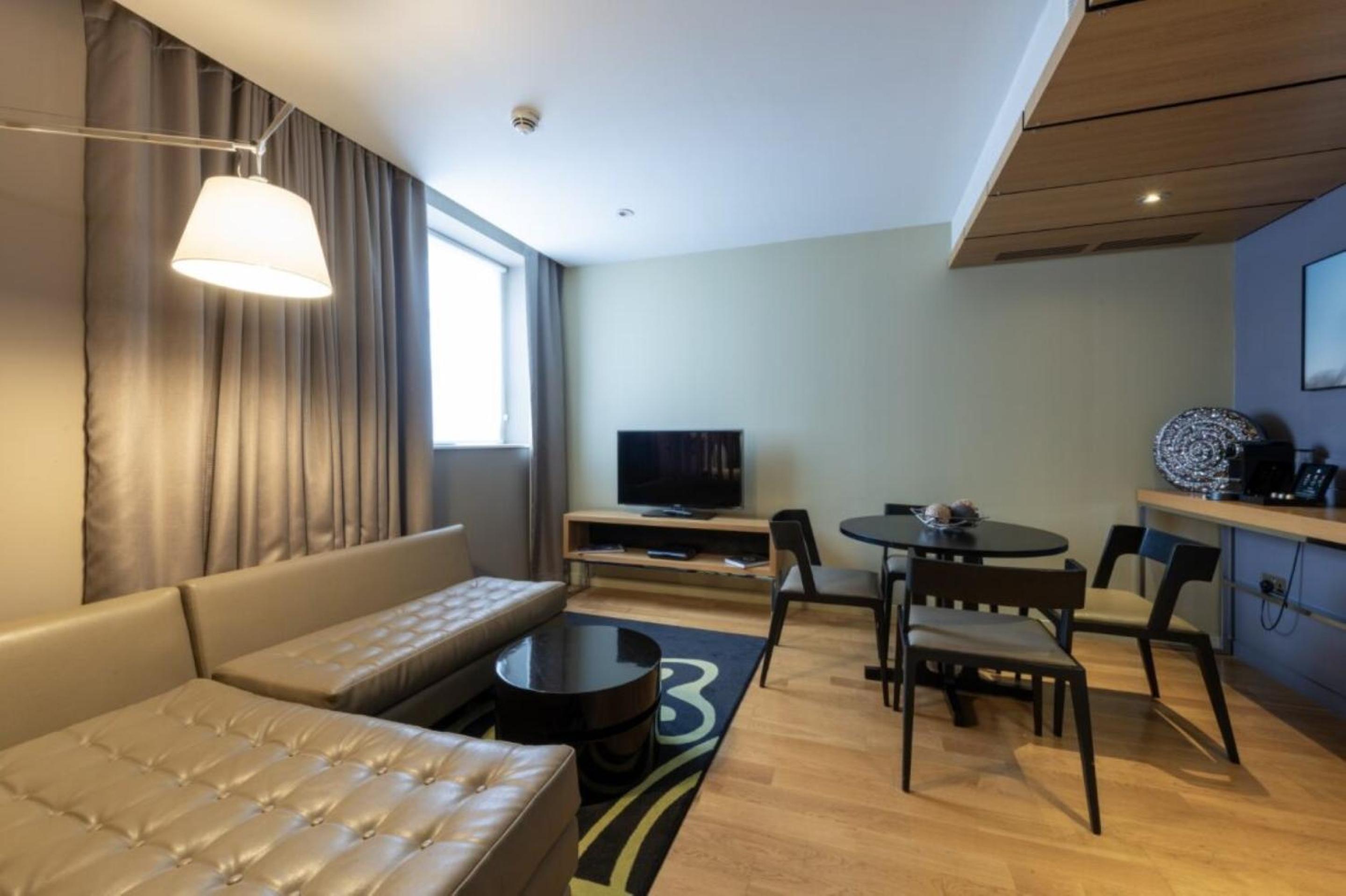 Junior Suite with Club Lounge Access