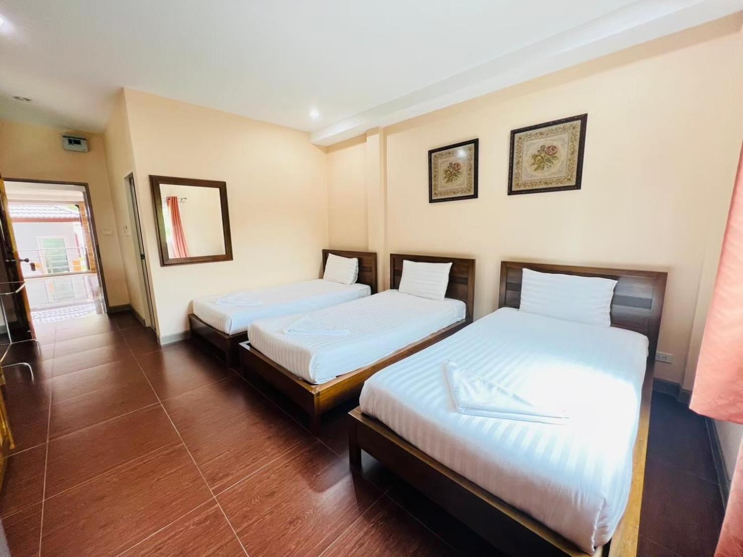 Deluxe Triple Room photo 1