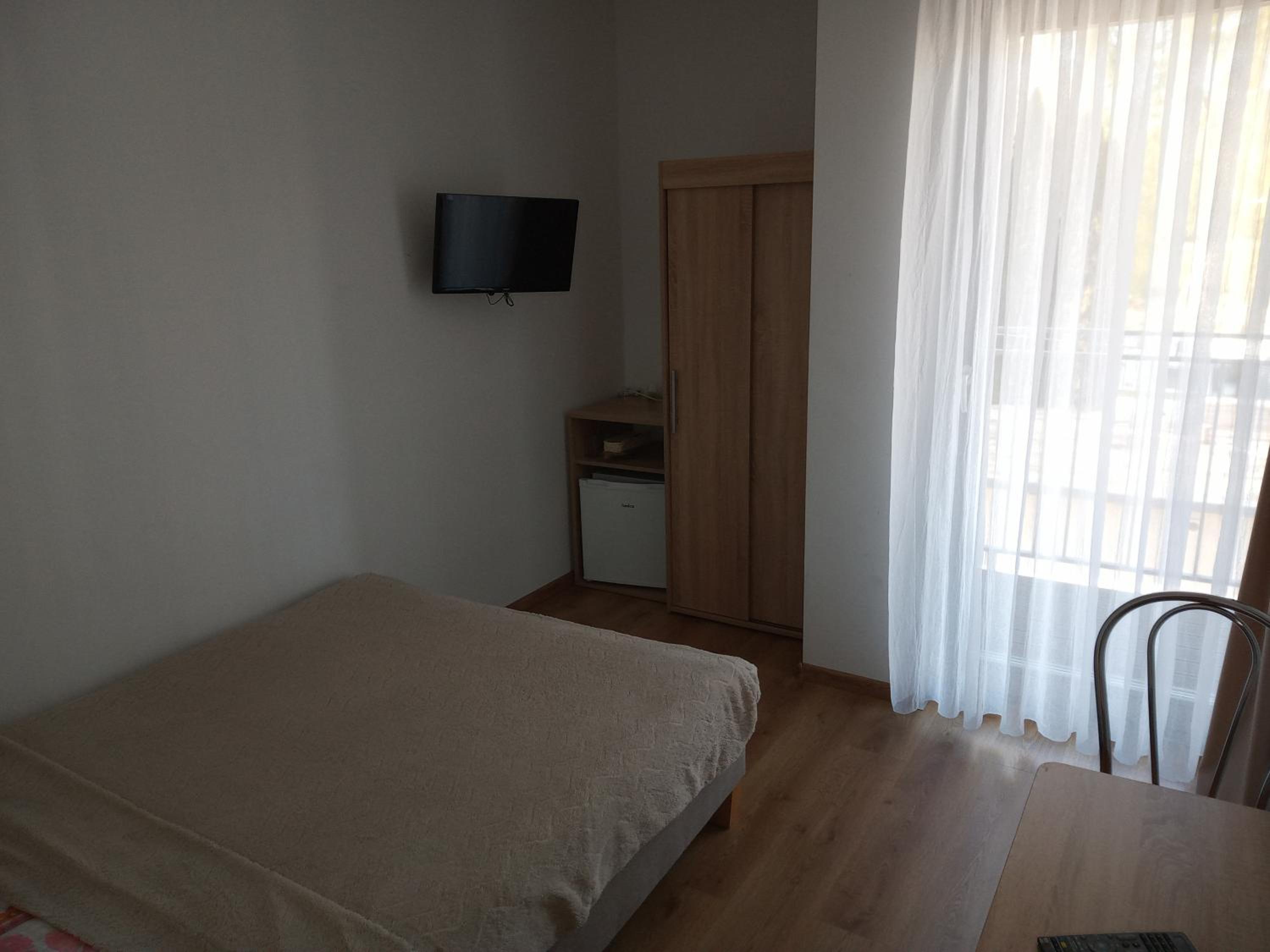 Small Double Room photo 1
