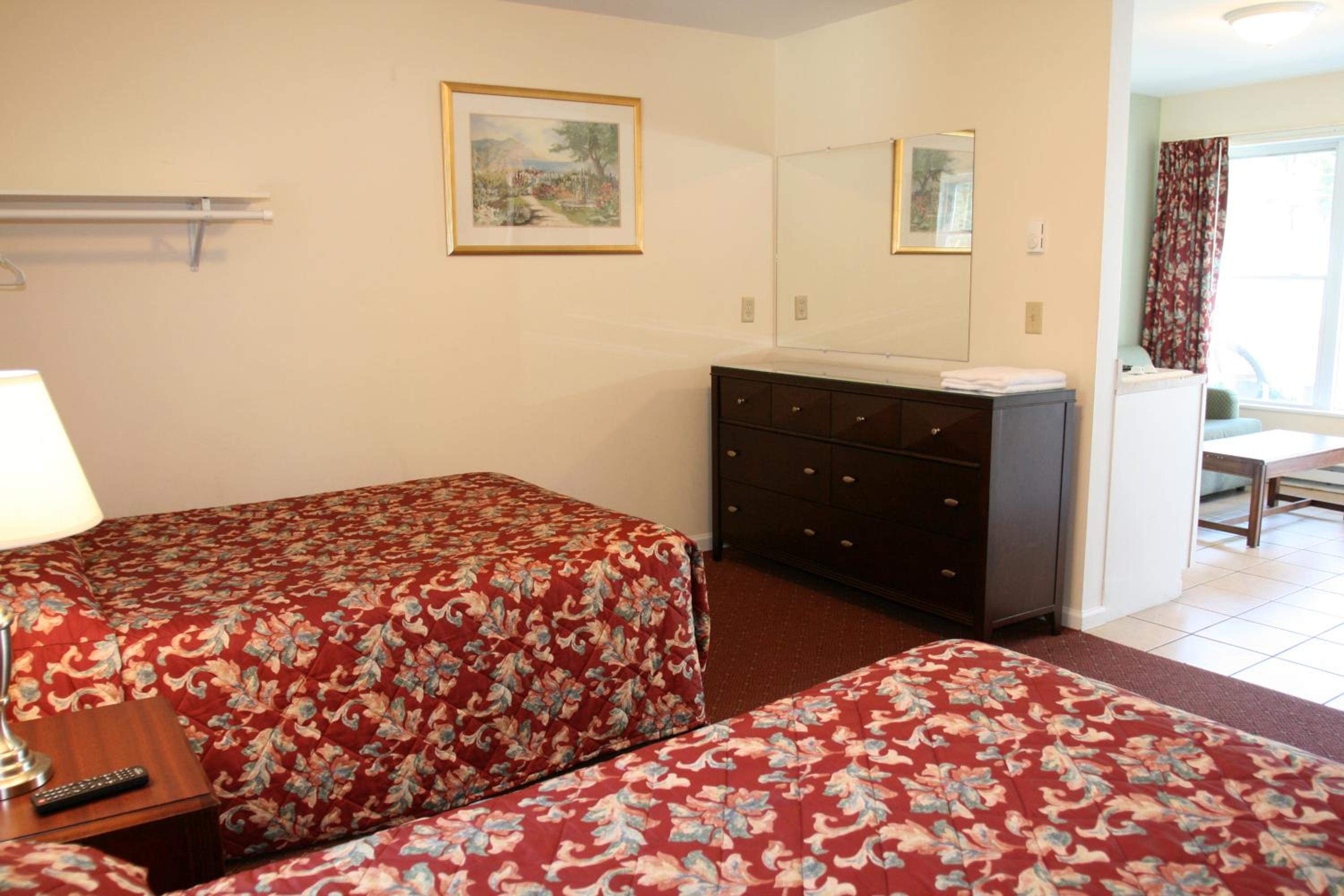 Suite with Kitchen - Photo 7