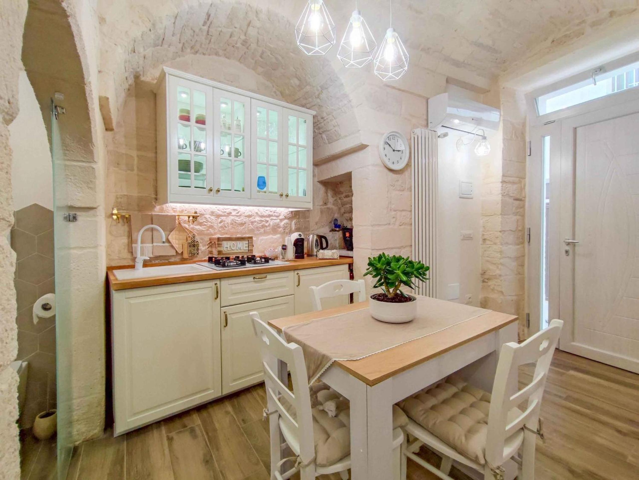 One-Bedroom House photo 3