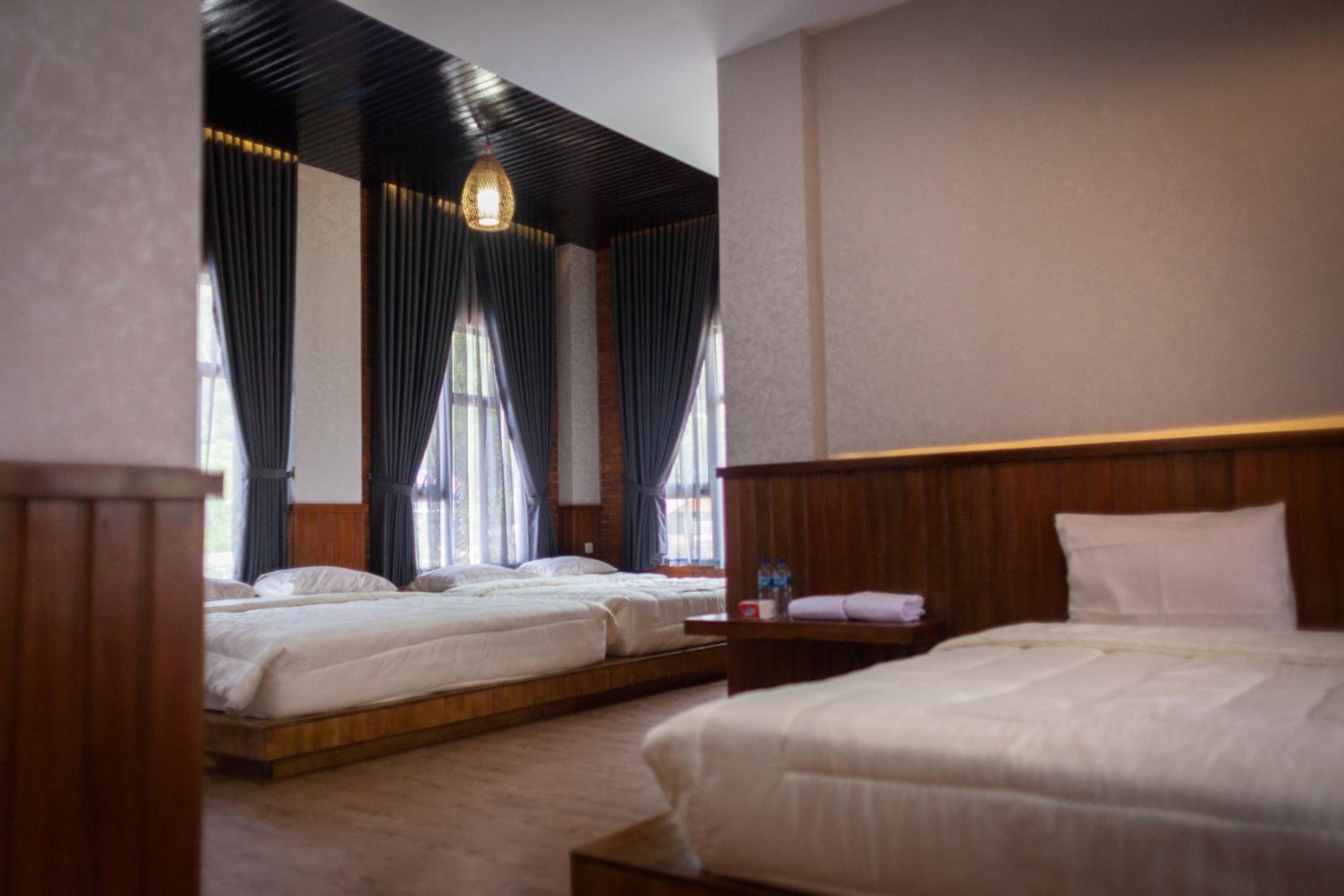 Junior Suite with Balcony