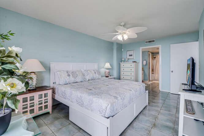 Apartment With Sea View photo 3