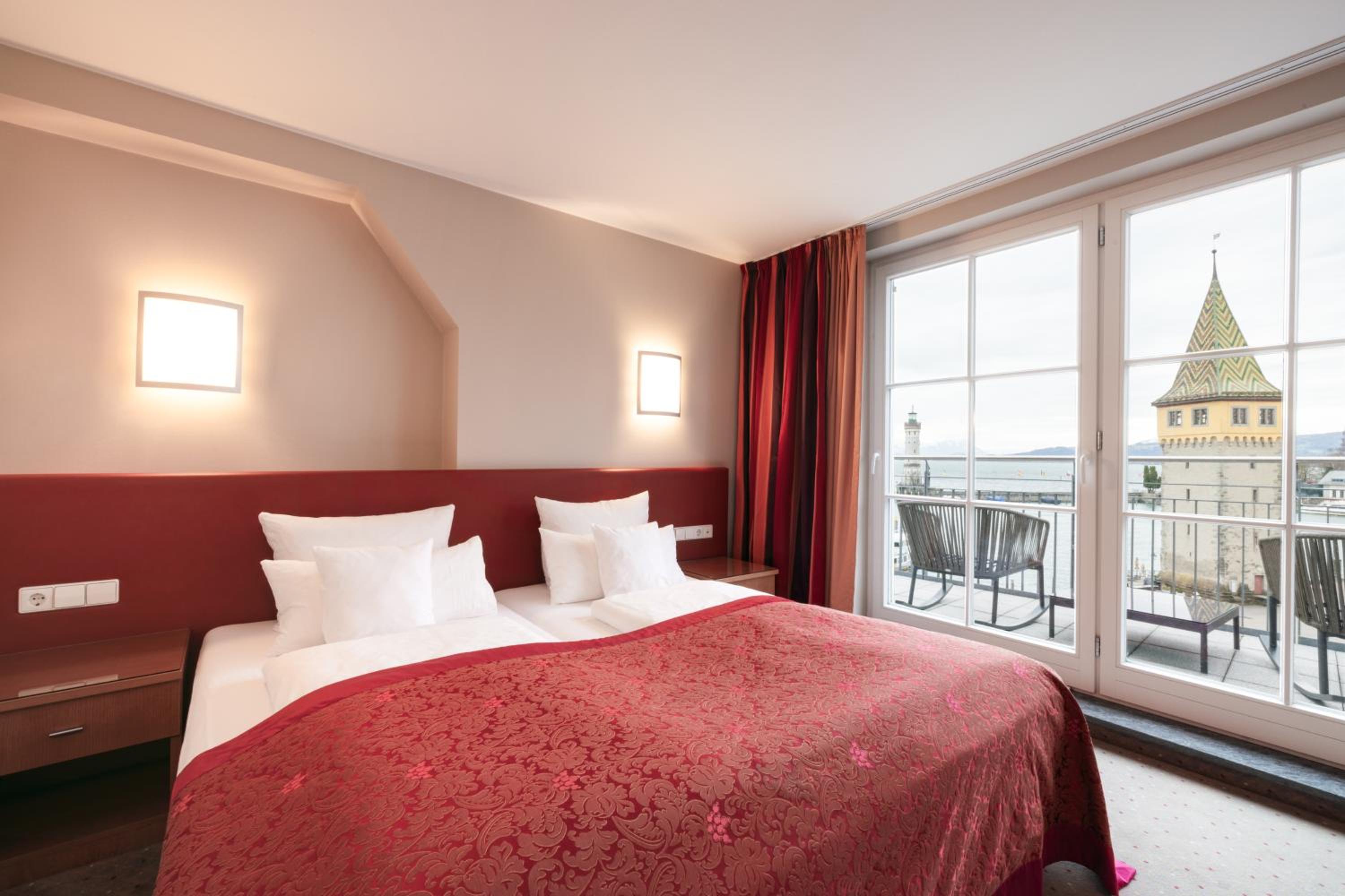 Junior Suite with Terrace and Lakeview - Photo 7