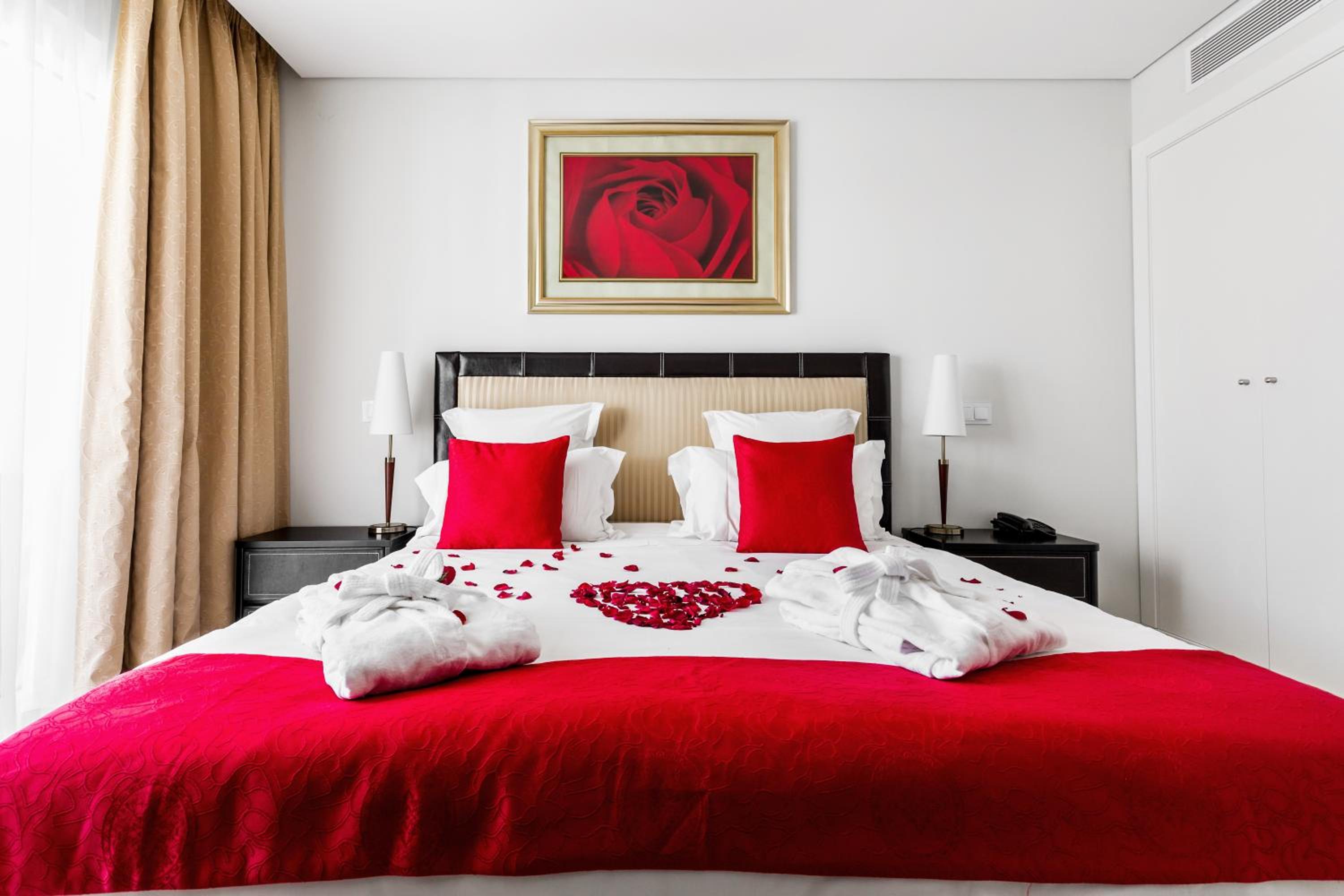Suite With Romantic Package