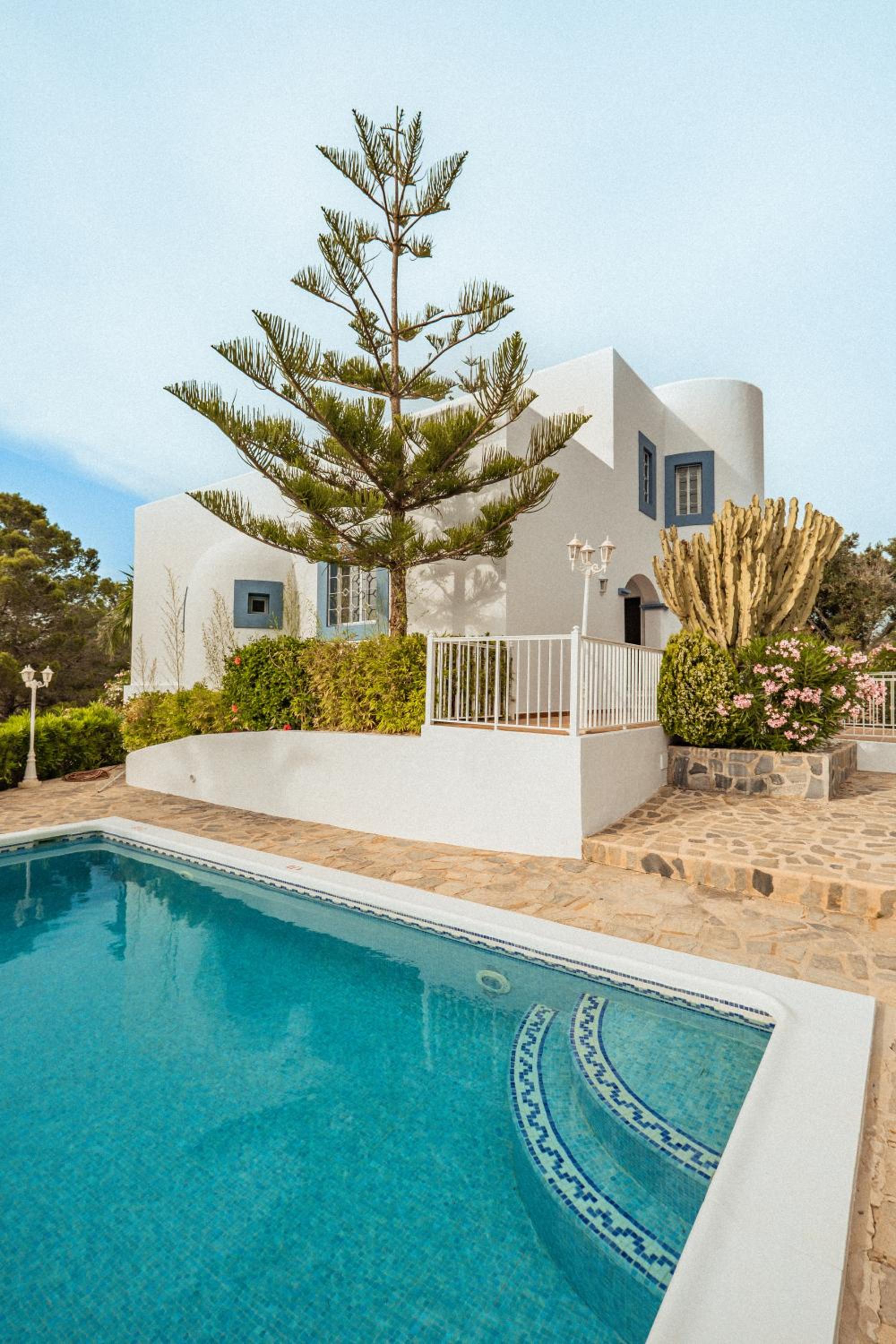 Villa photo 3