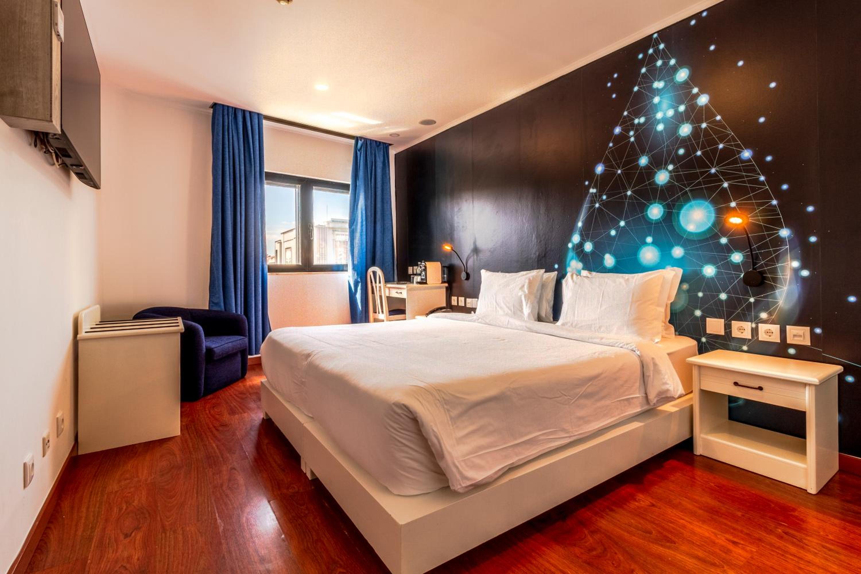Standard Queen Room - Photo 1