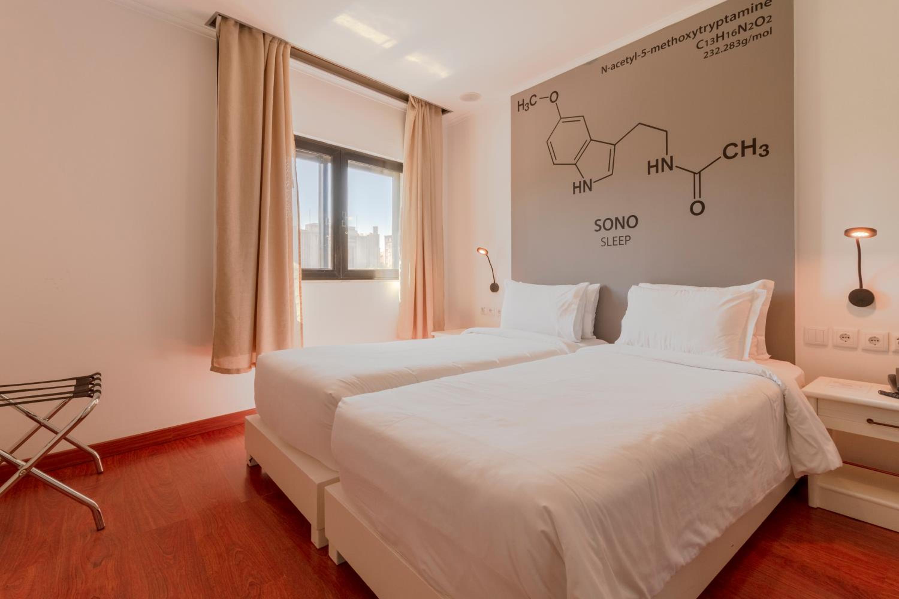 Superior Twin Room - Photo 1
