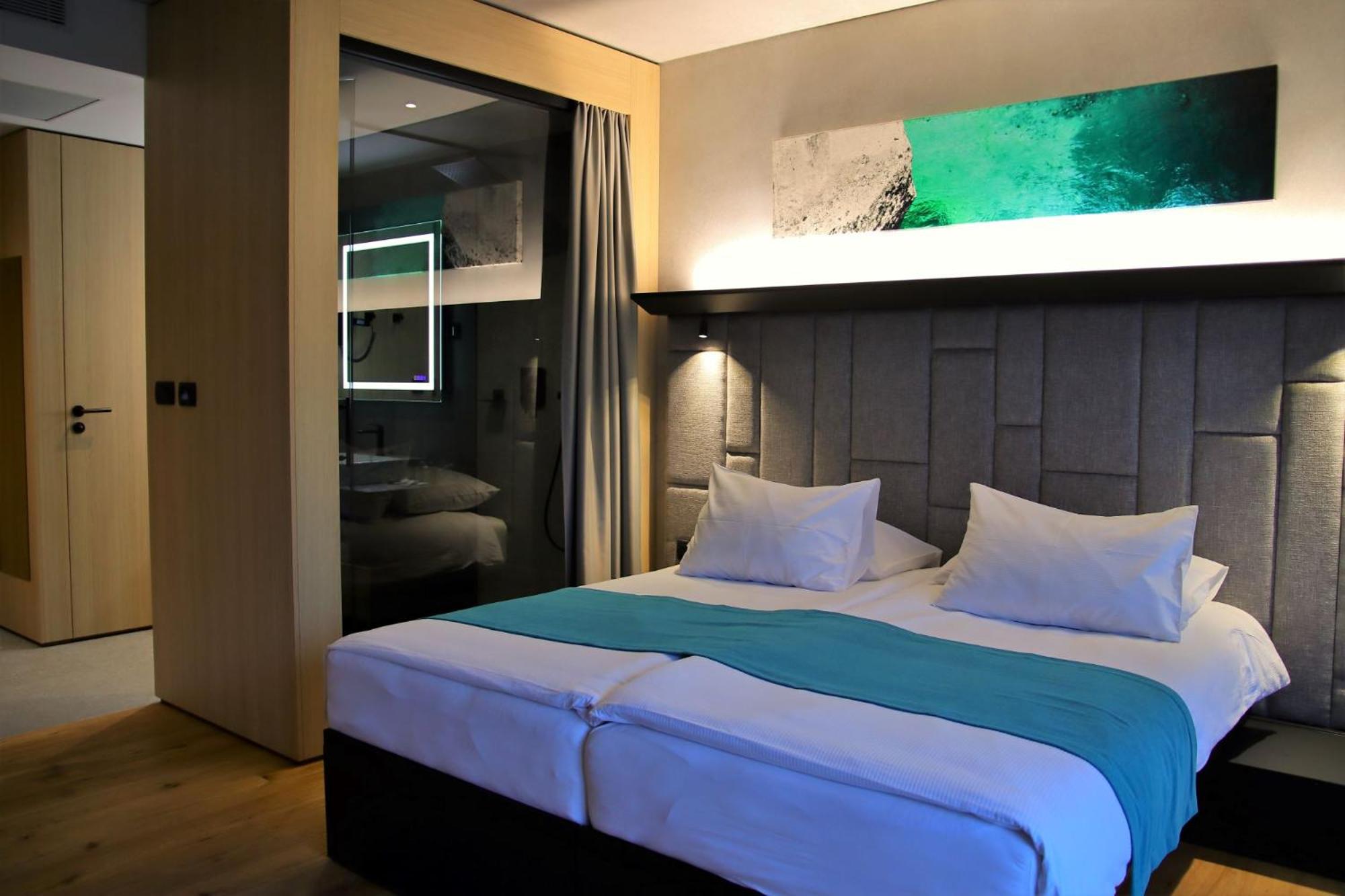 Deluxe Double Room - Photo 2