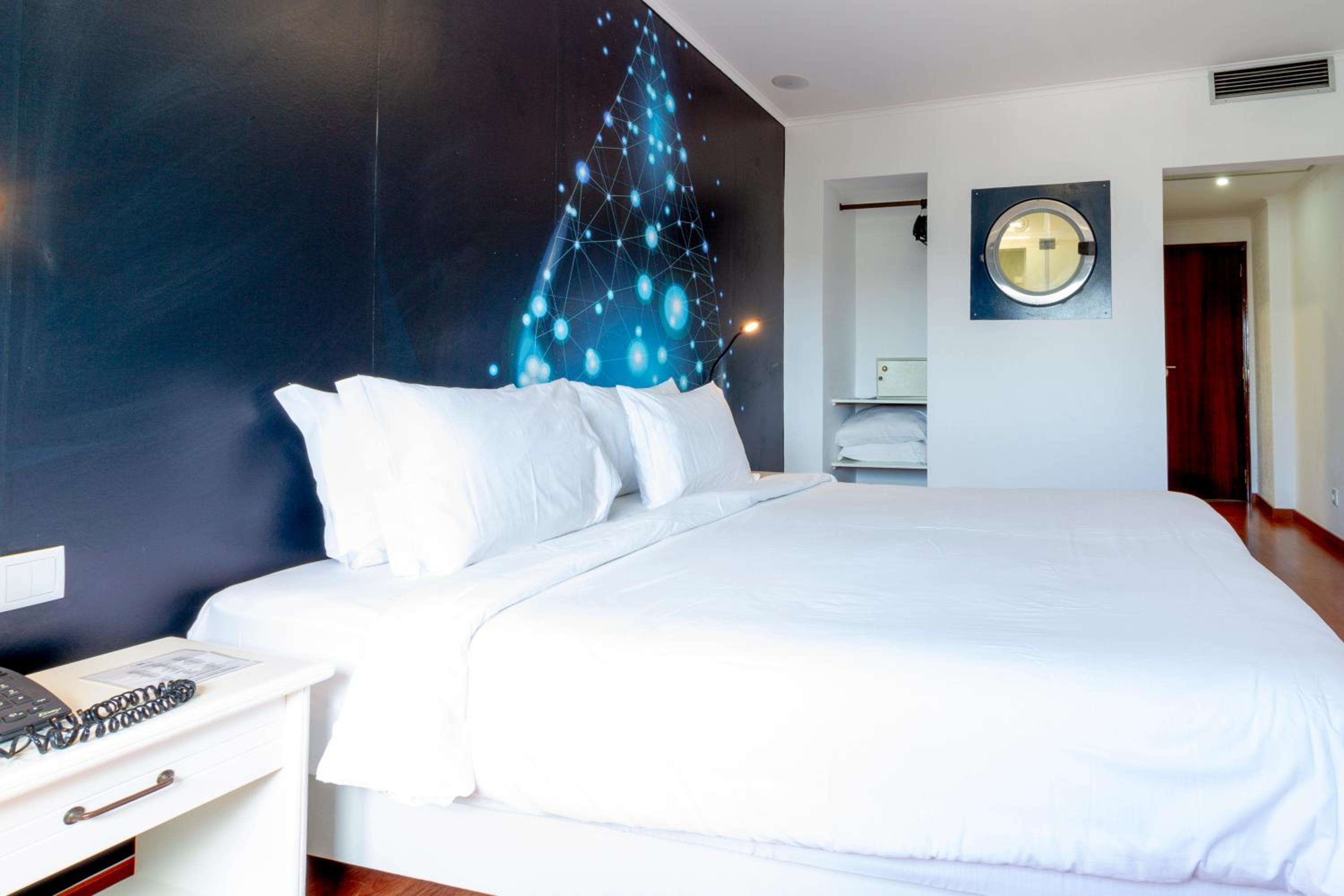 Superior Queen Room - Photo 1