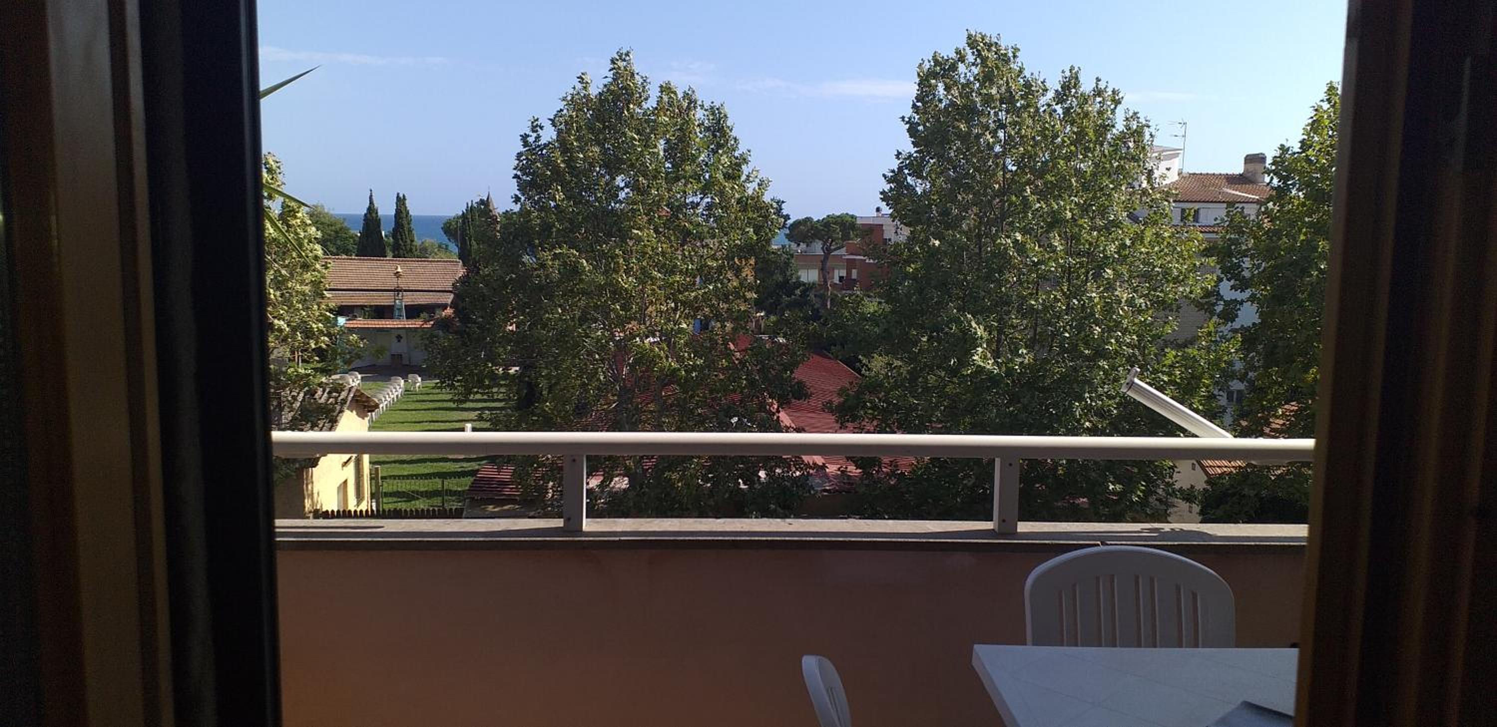 Apartment with Sea View photo 2