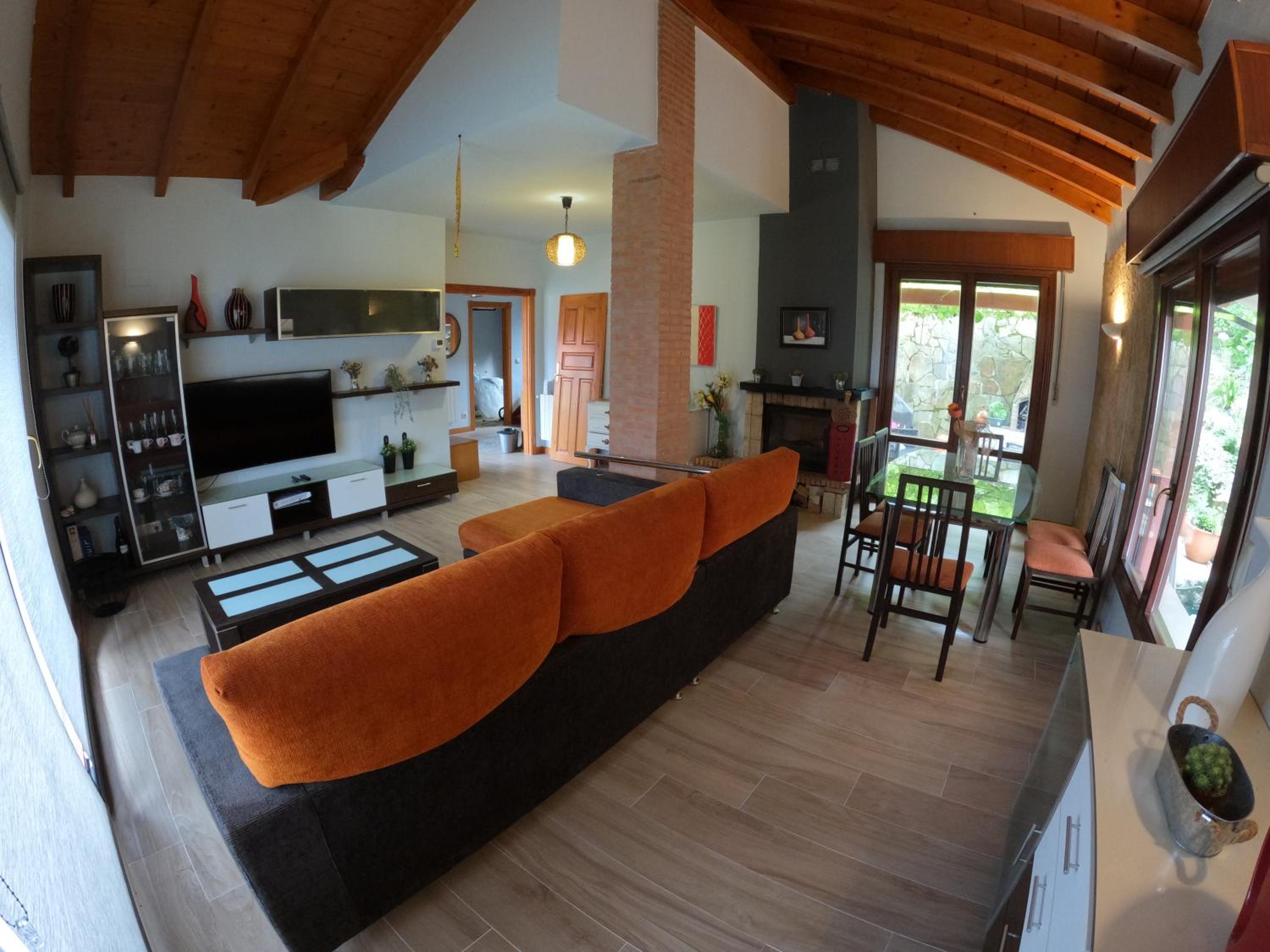 Casa de cuatro habitaciones