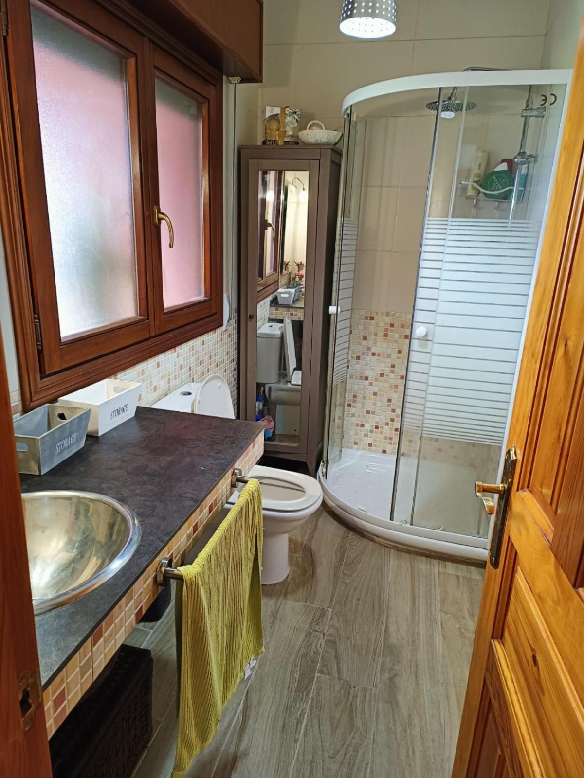 Four-Bedroom House photo 3