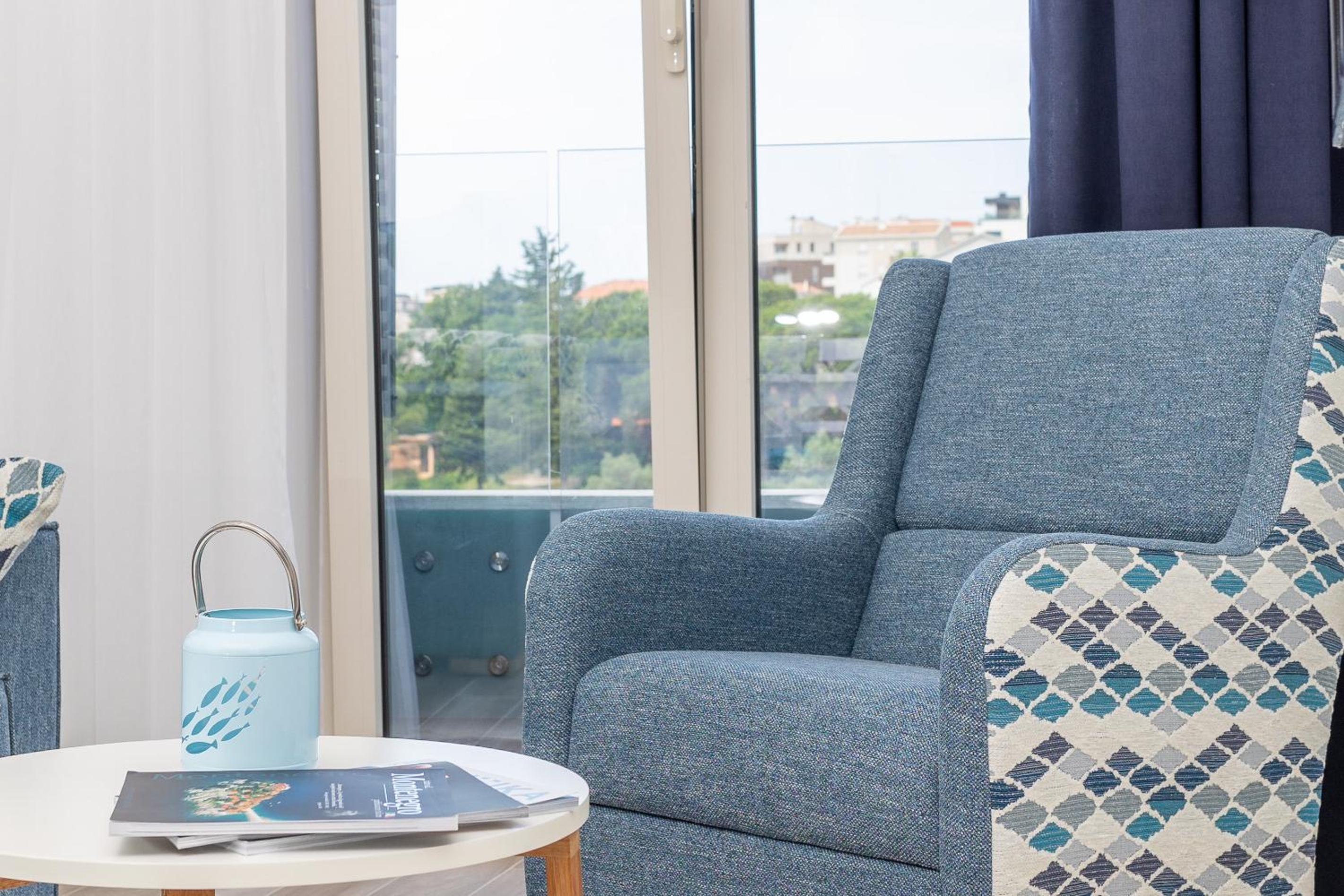 Apartment with View and Balcony photo 3