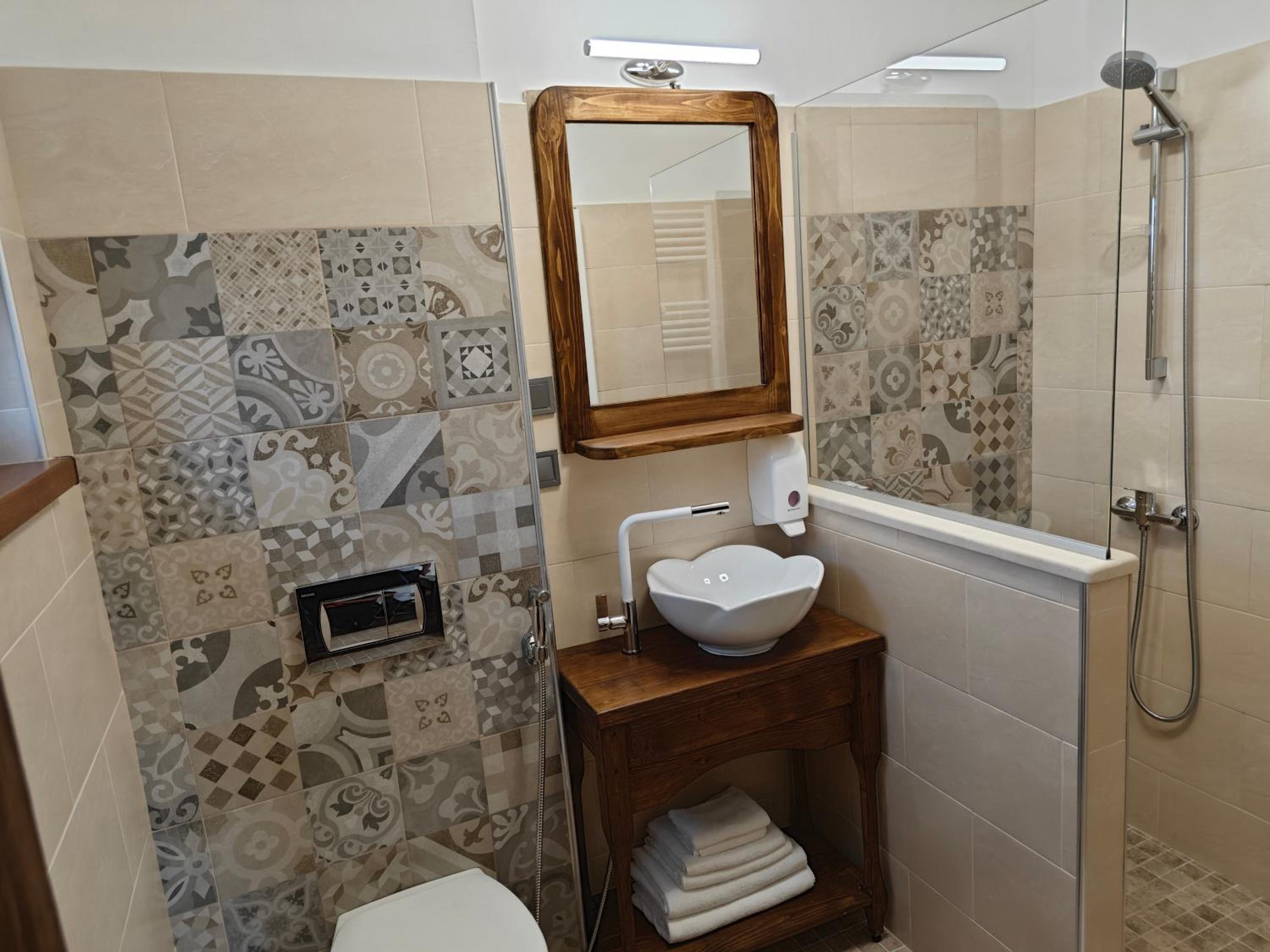 Large Double Room photo 2