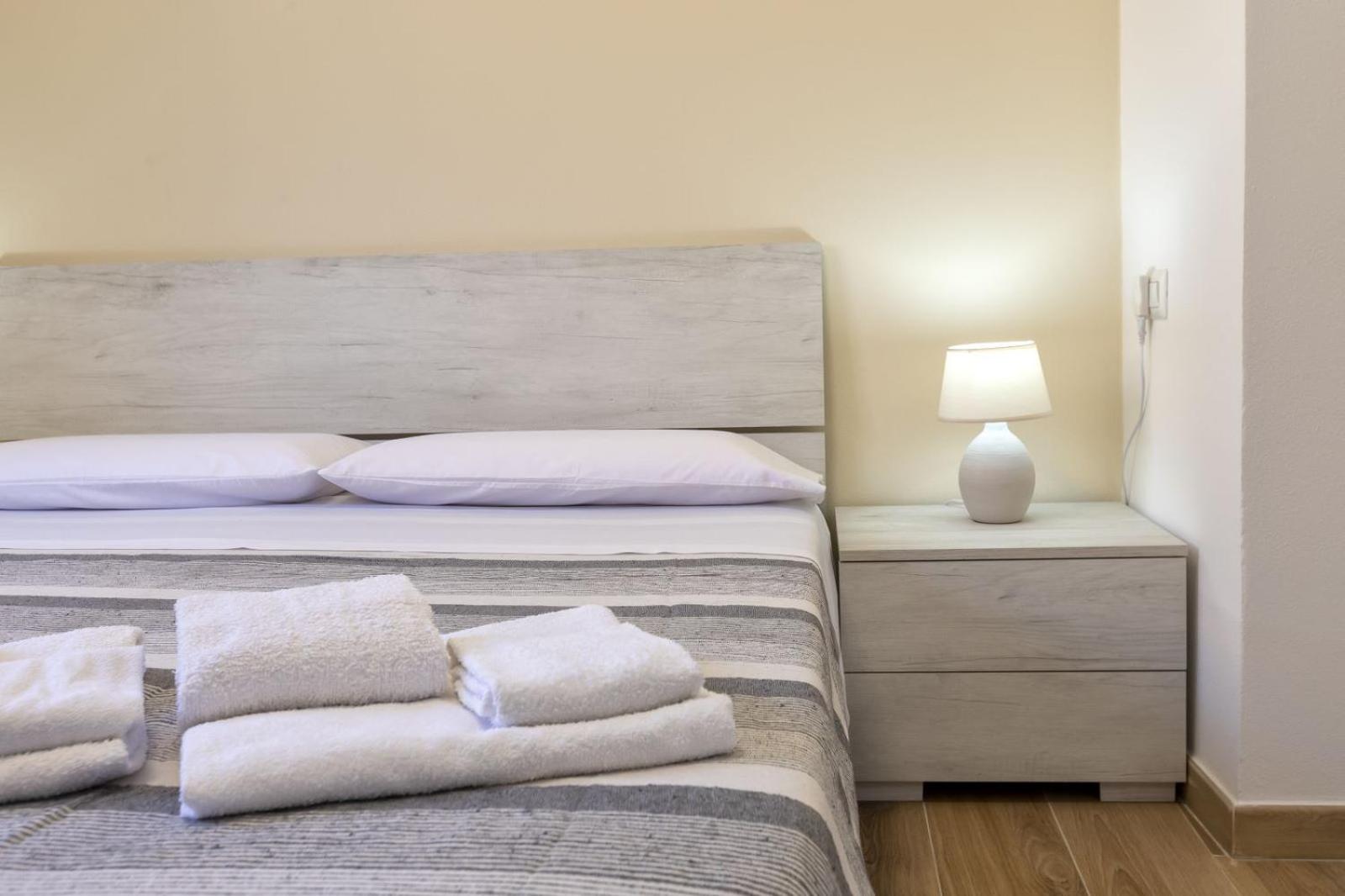 Double Room with Private Bathroom photo 1