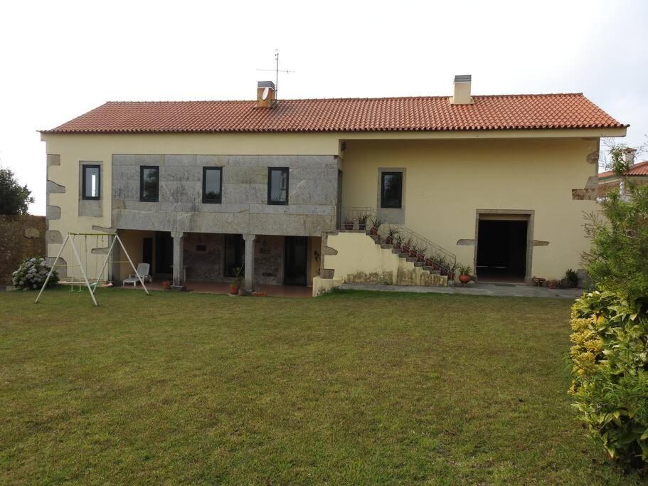 Five-Bedroom House - Photo 21