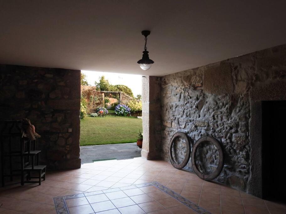 Five-Bedroom House - Photo 10