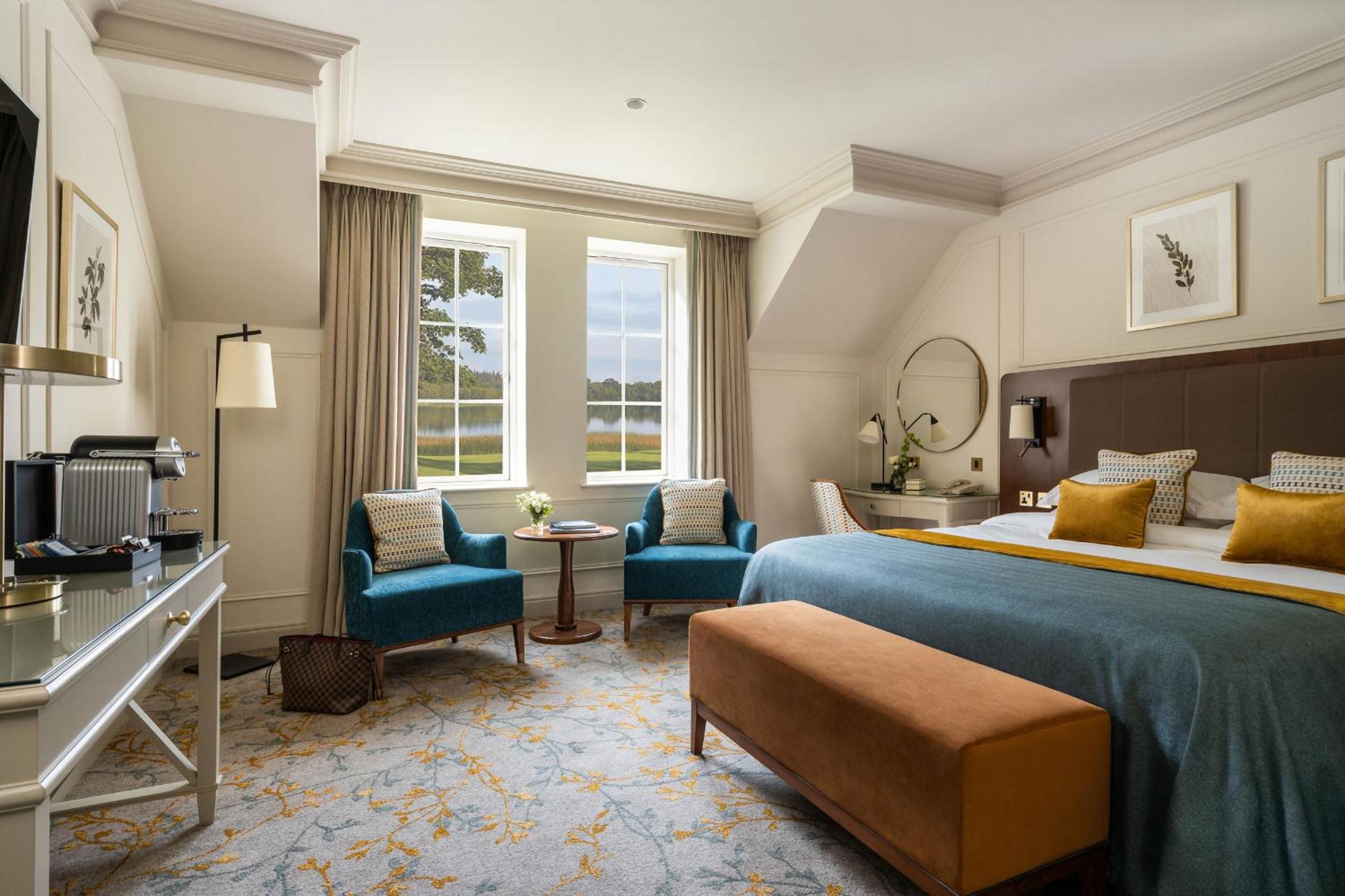 Double Room with Lake View - Photo 6