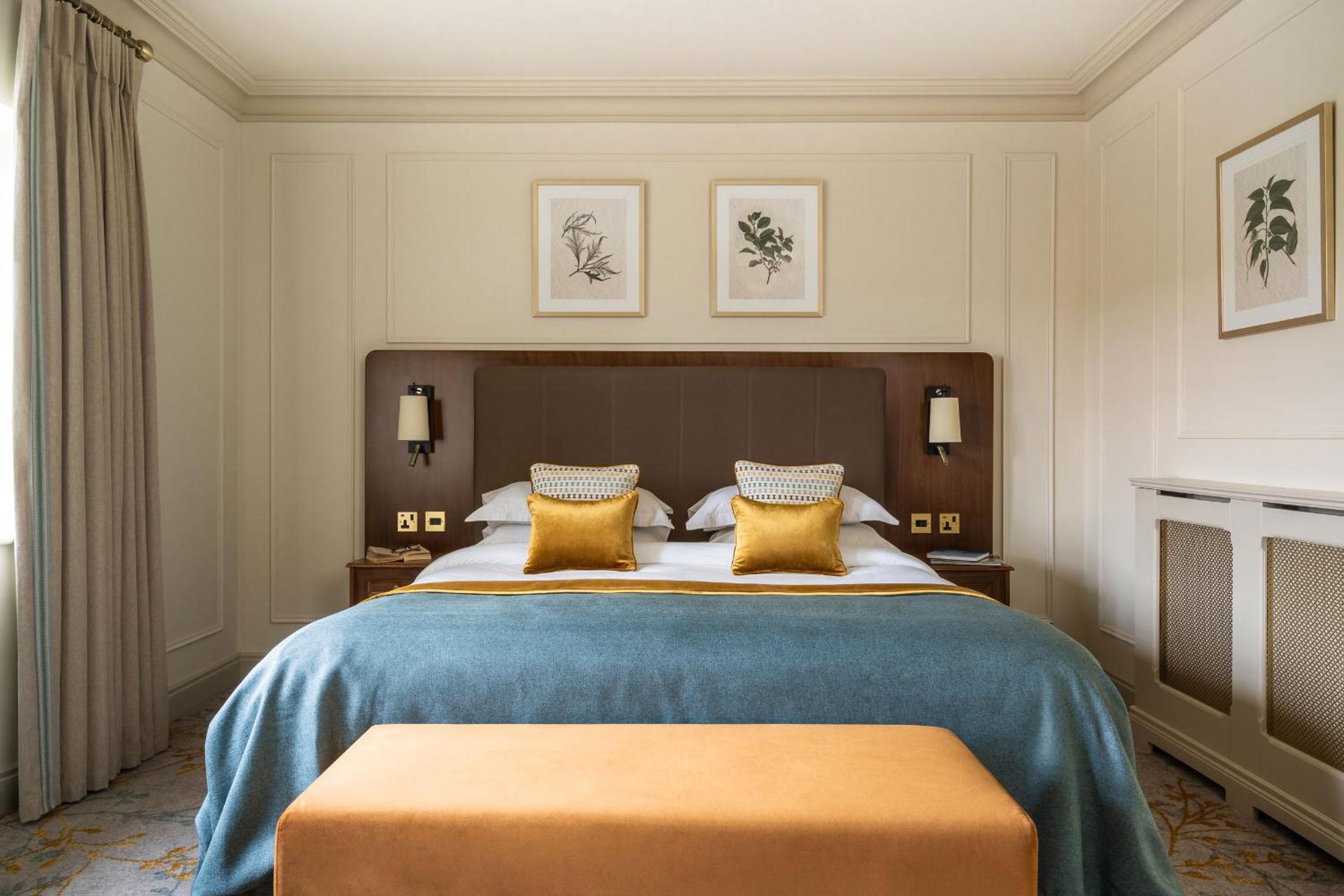 Double Room with Lake View - Photo 7