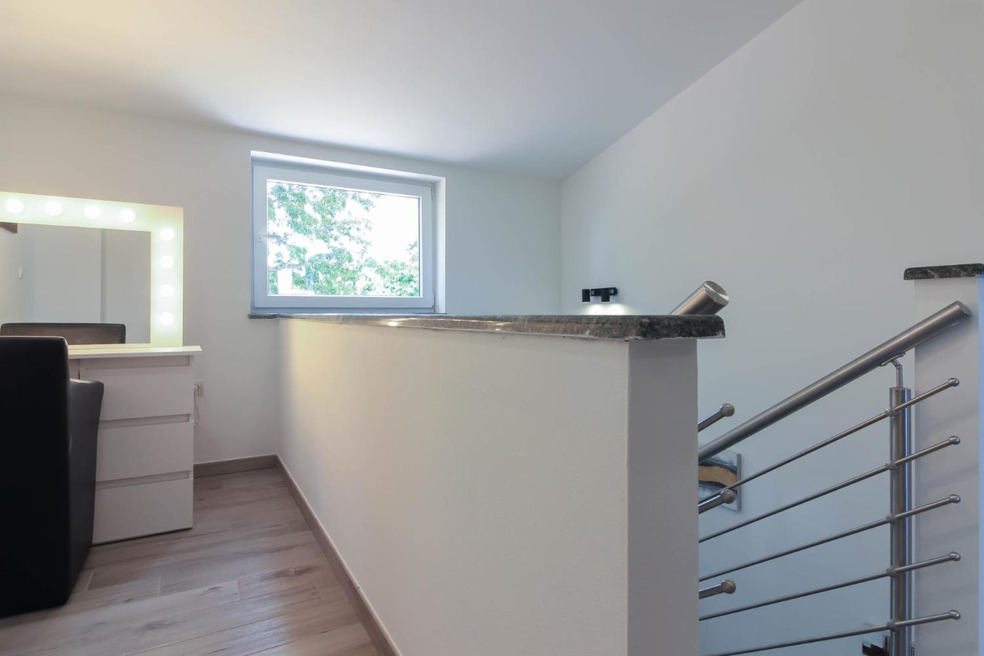 Villa photo 3