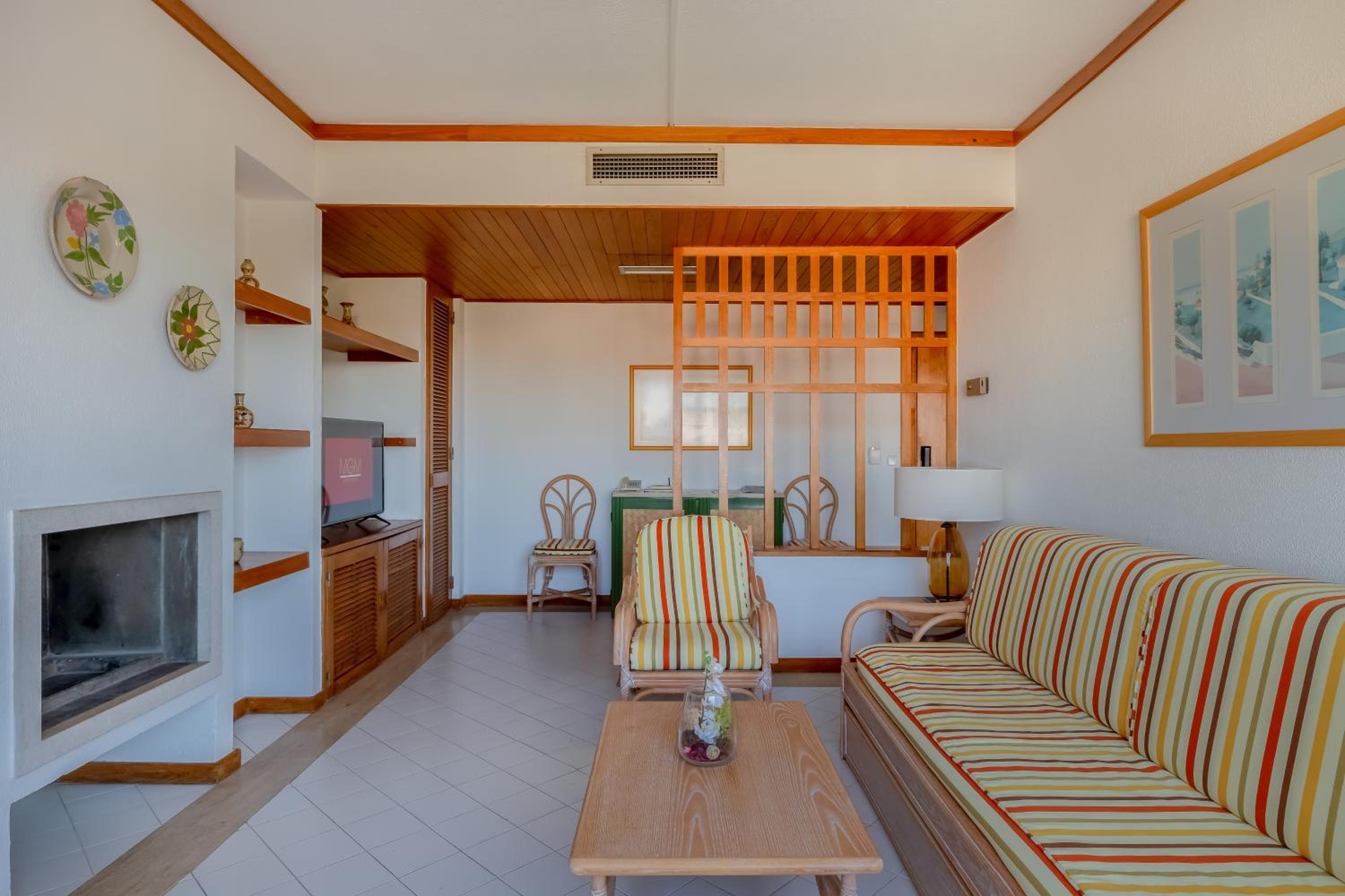 Superior One Bedroom Apartment – 2 Adults - Photo 7
