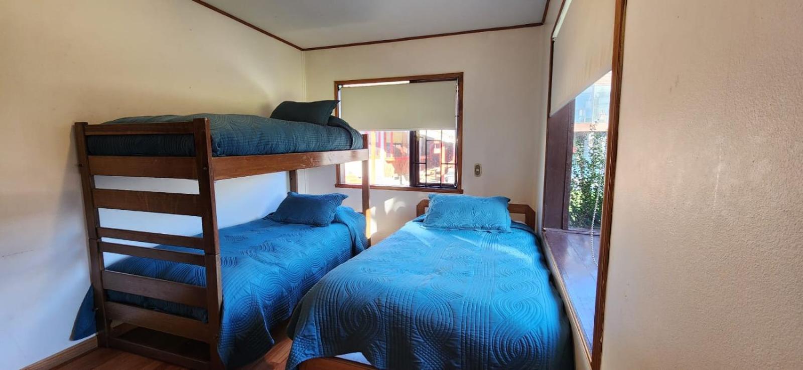 Three-Bedroom Bungalow photo 2