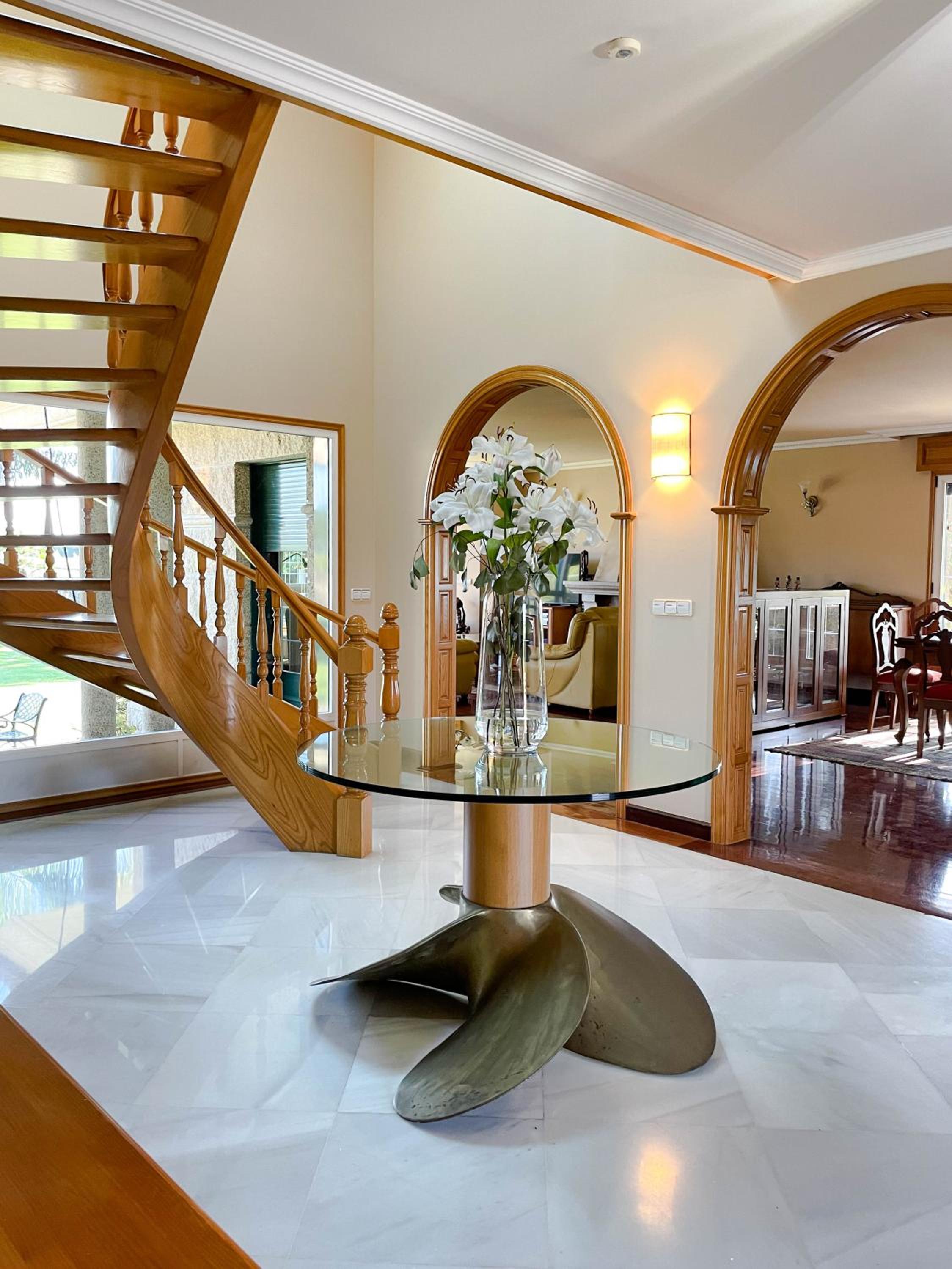 Villa photo 2