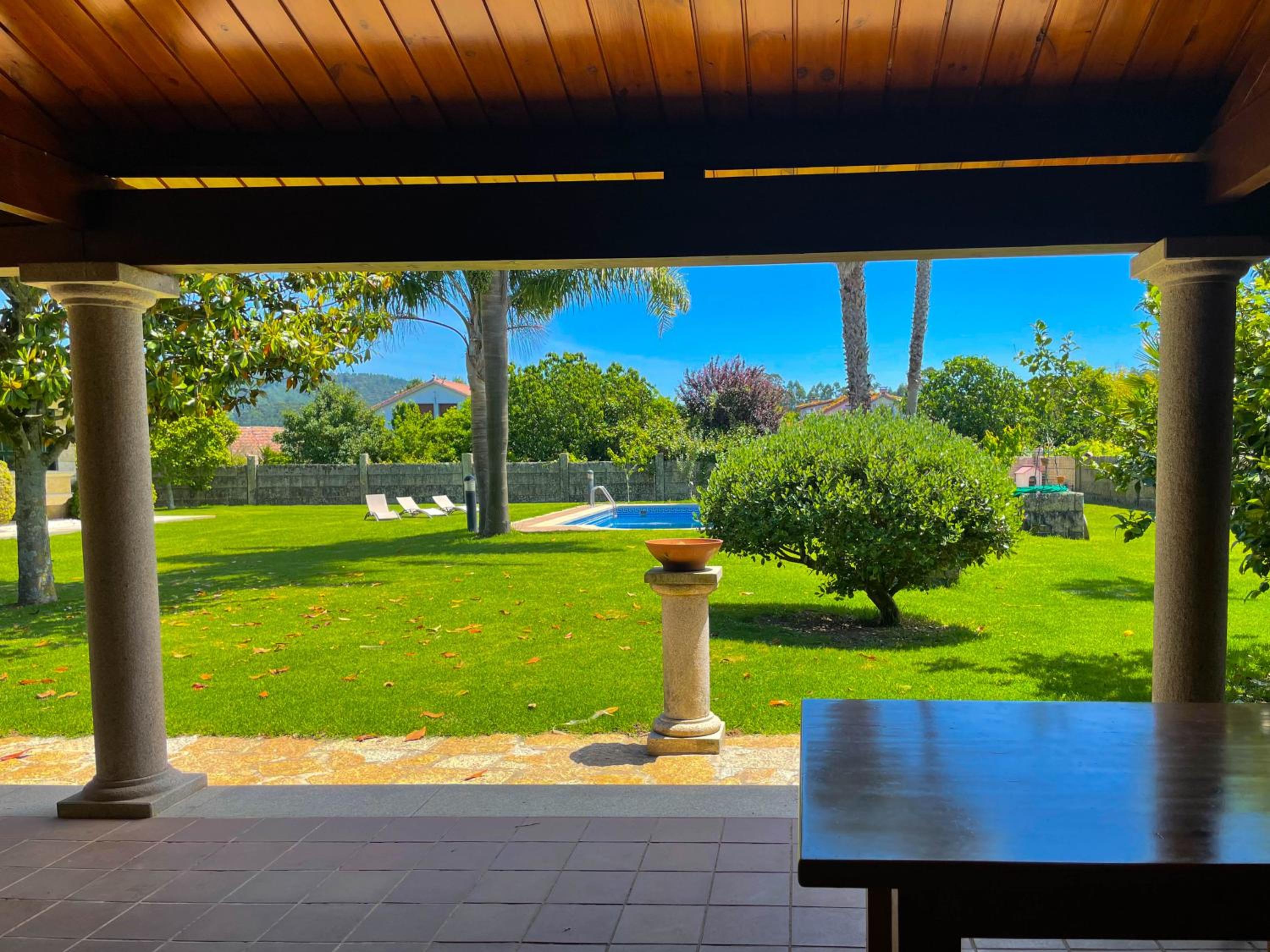 Villa photo 3