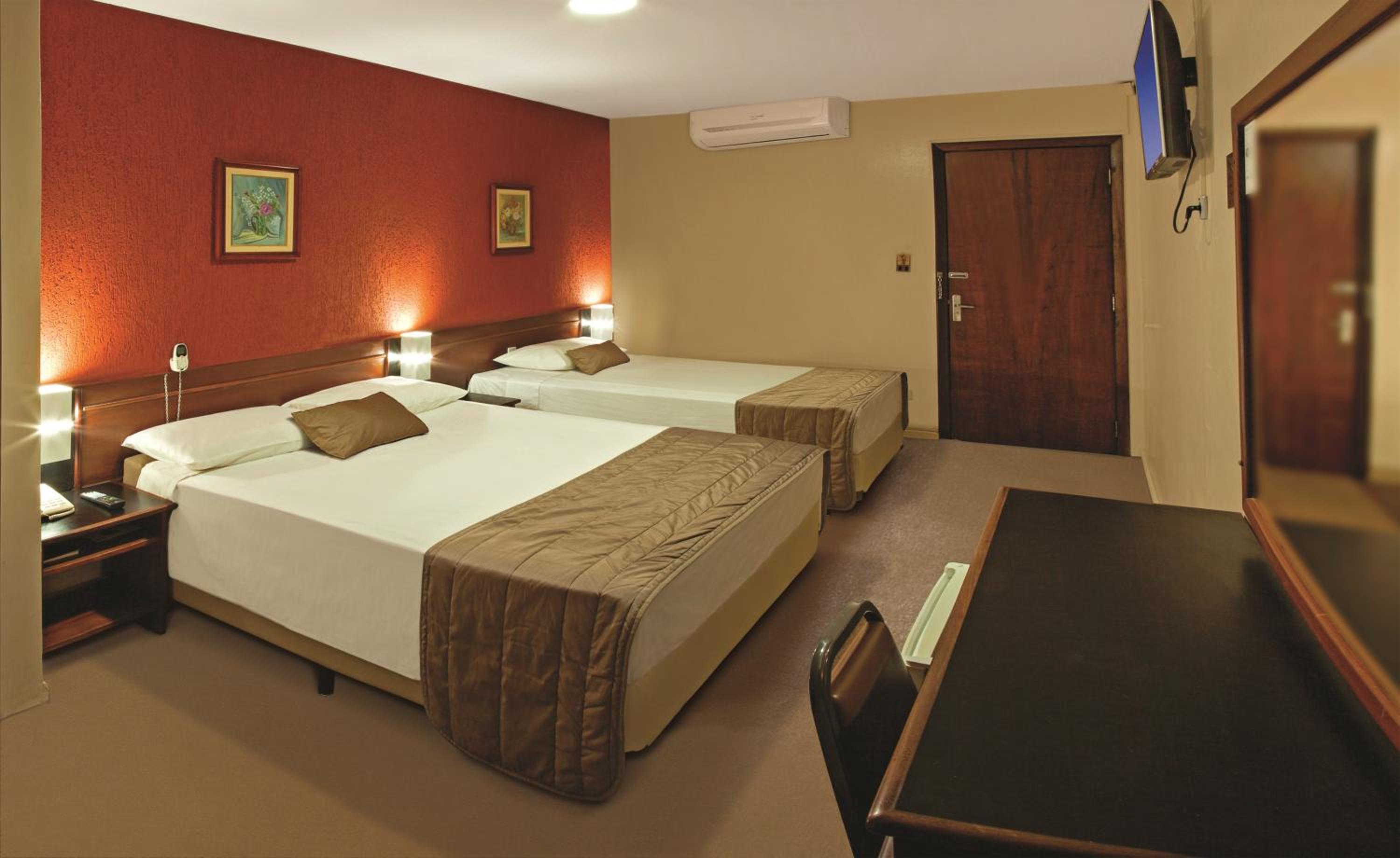 Lira Hotel — Superior Family Room