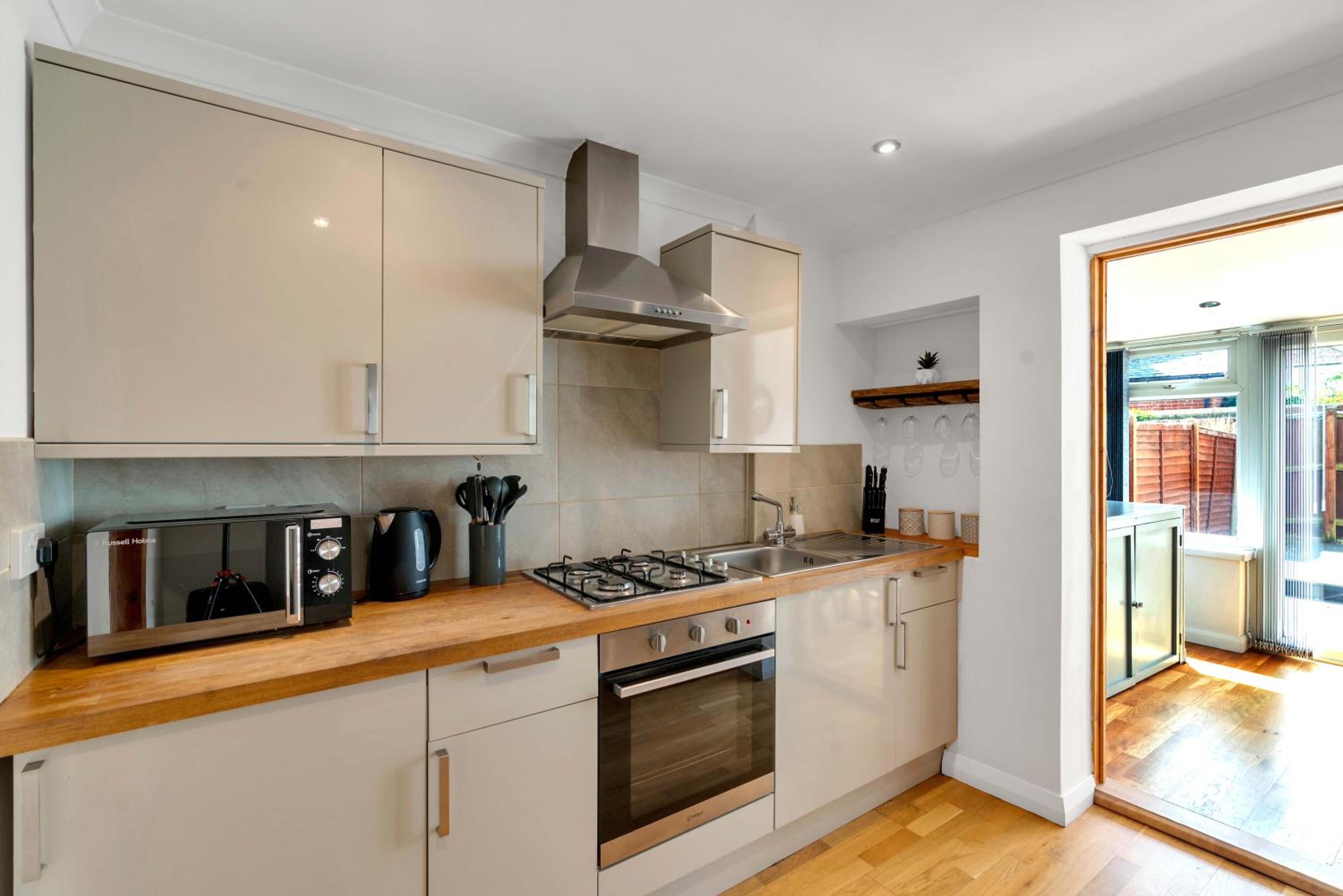 One-Bedroom House photo 2